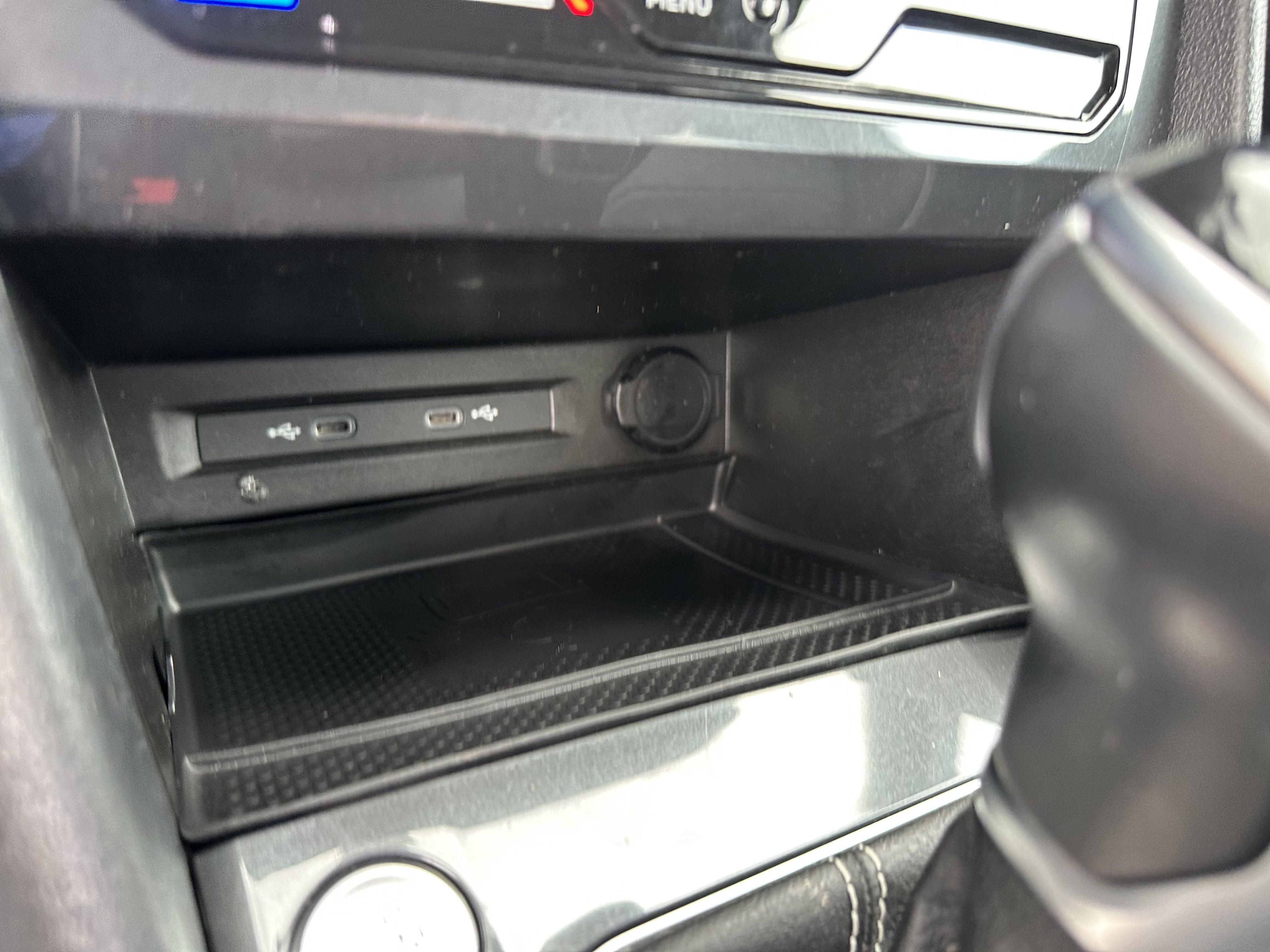 2023 Volkswagen Tiguan SEL R-Line