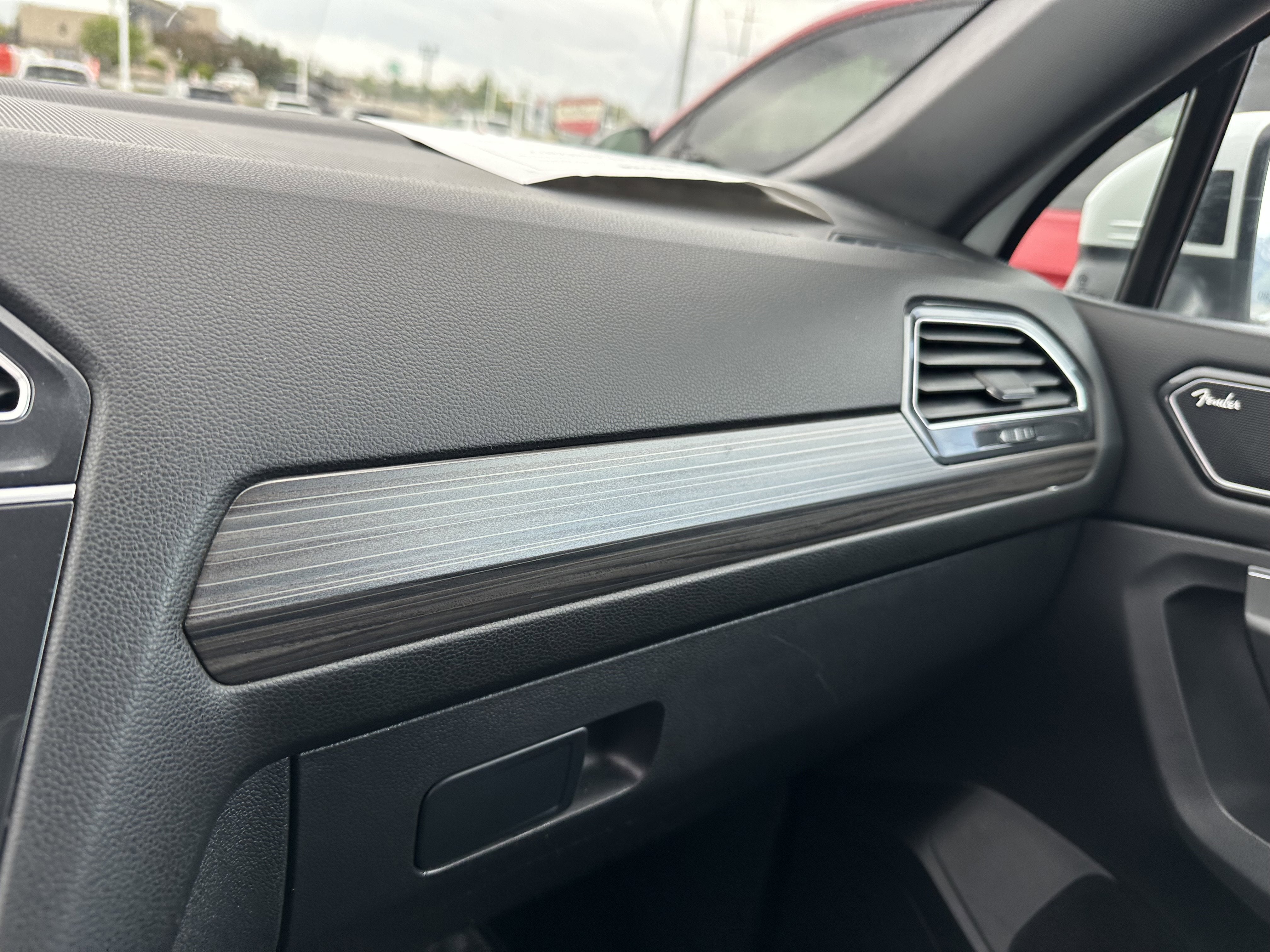 2023 Volkswagen Tiguan SEL R-Line