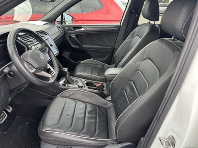2023 Volkswagen Tiguan SEL R-Line