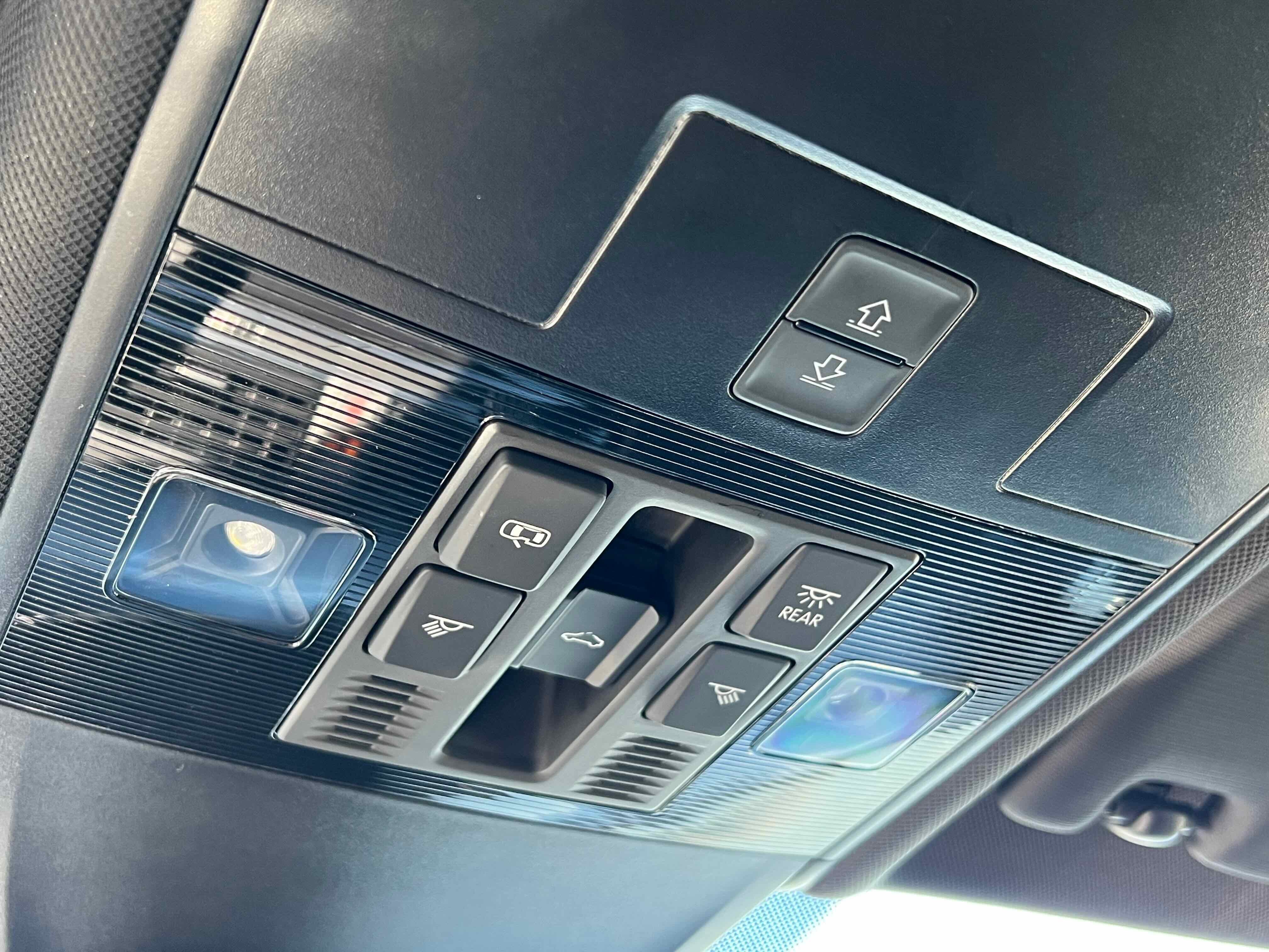 2022 Volkswagen Tiguan SEL R-Line