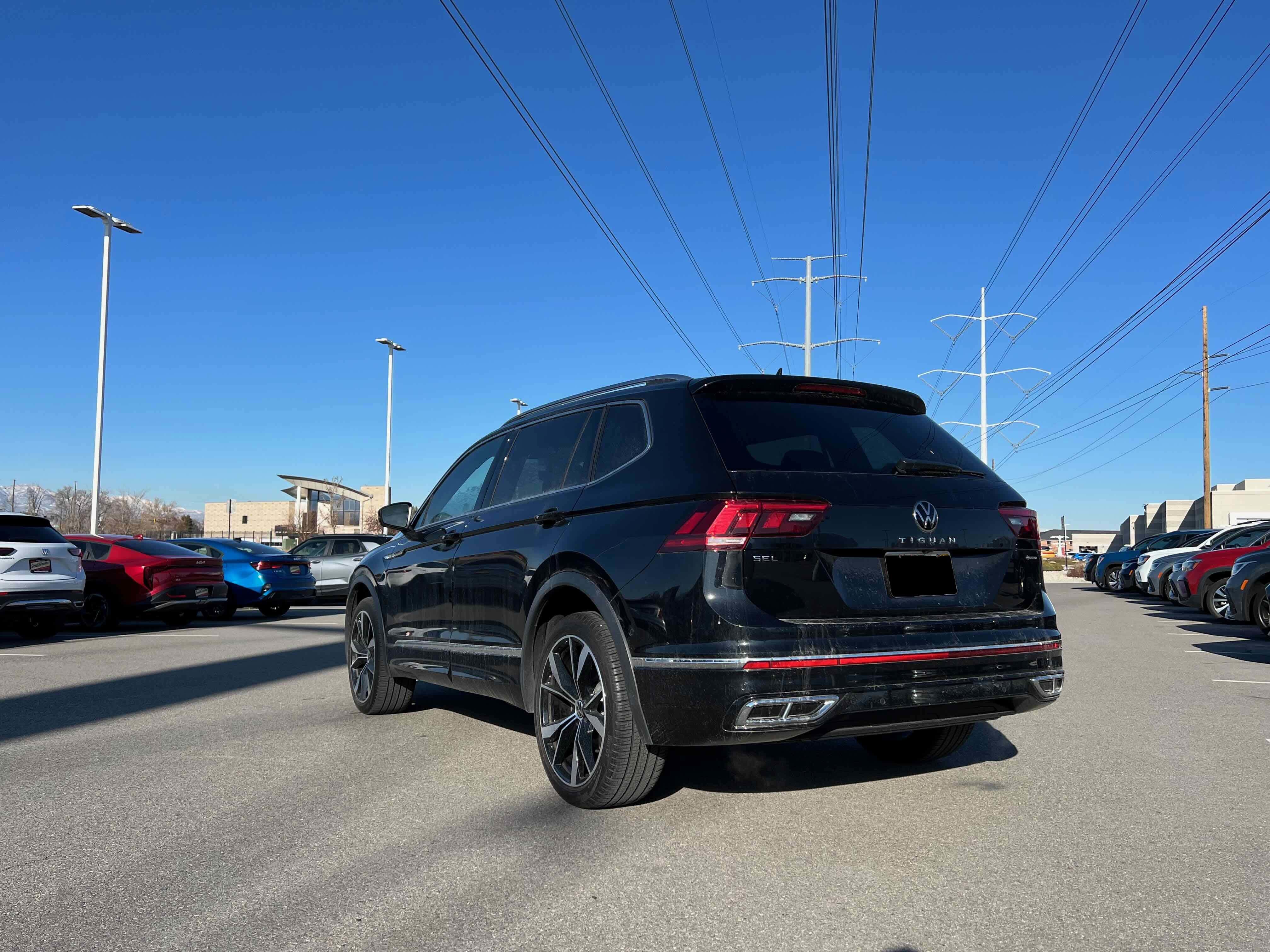 2022 Volkswagen Tiguan SEL R-Line