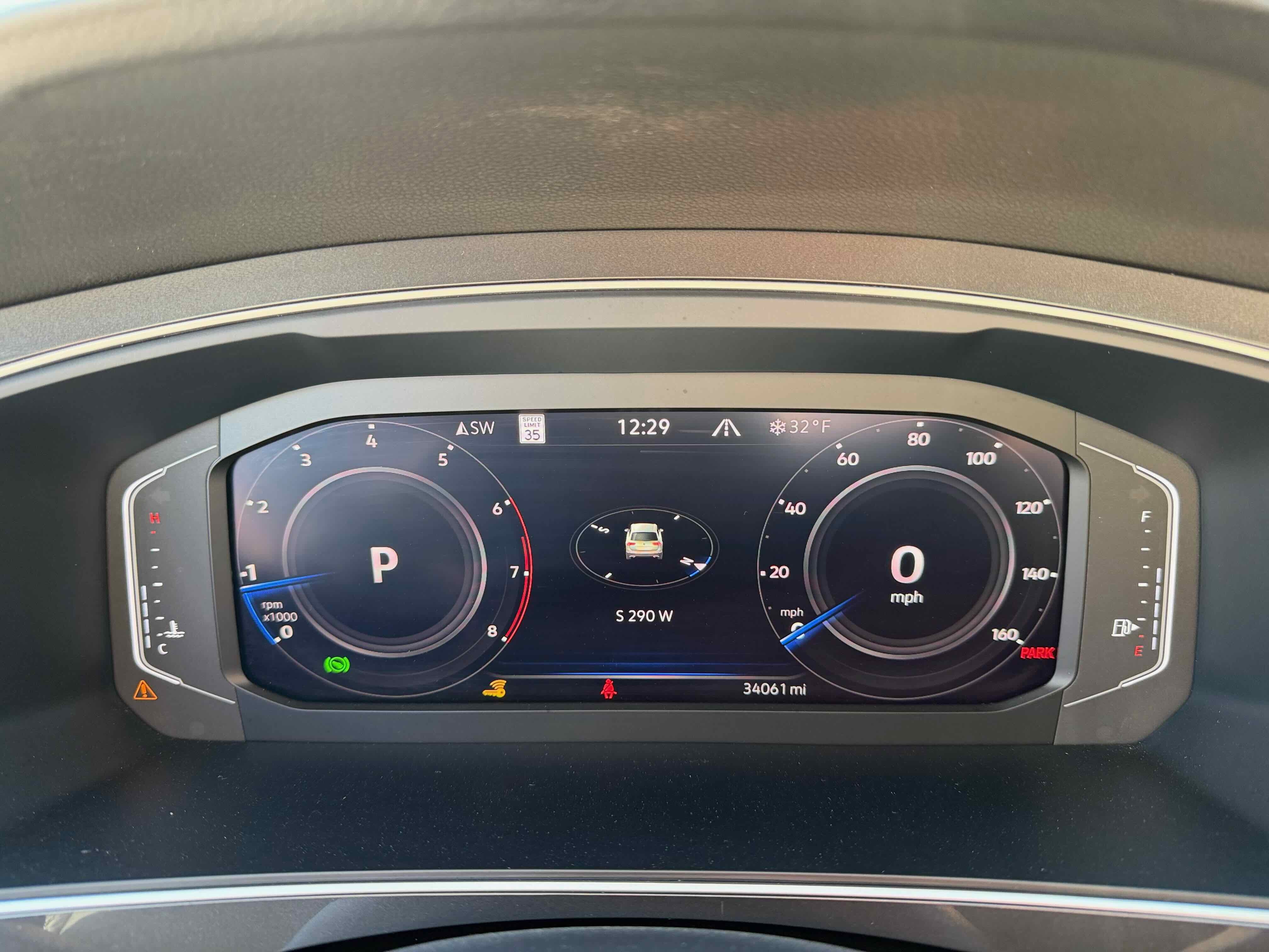 2024 Volkswagen Tiguan SEL R-Line