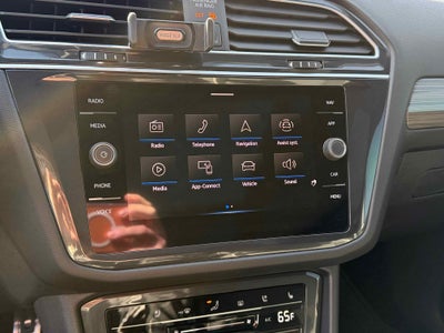 2024 Volkswagen Tiguan SEL R-Line