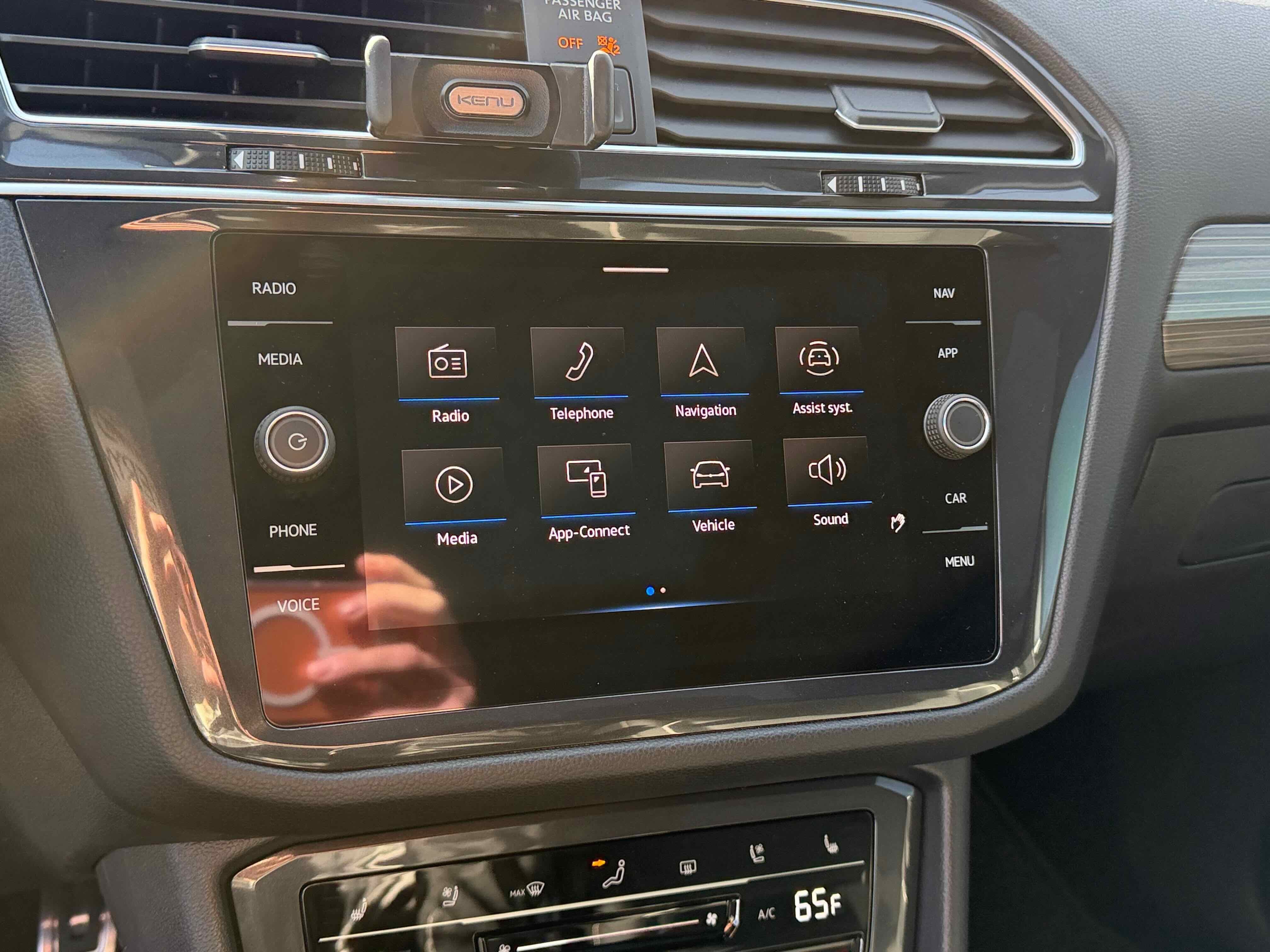 2024 Volkswagen Tiguan SEL R-Line