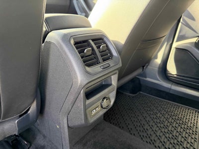 2024 Volkswagen Tiguan SEL R-Line