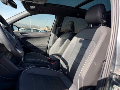 2024 Volkswagen Tiguan SEL R-Line