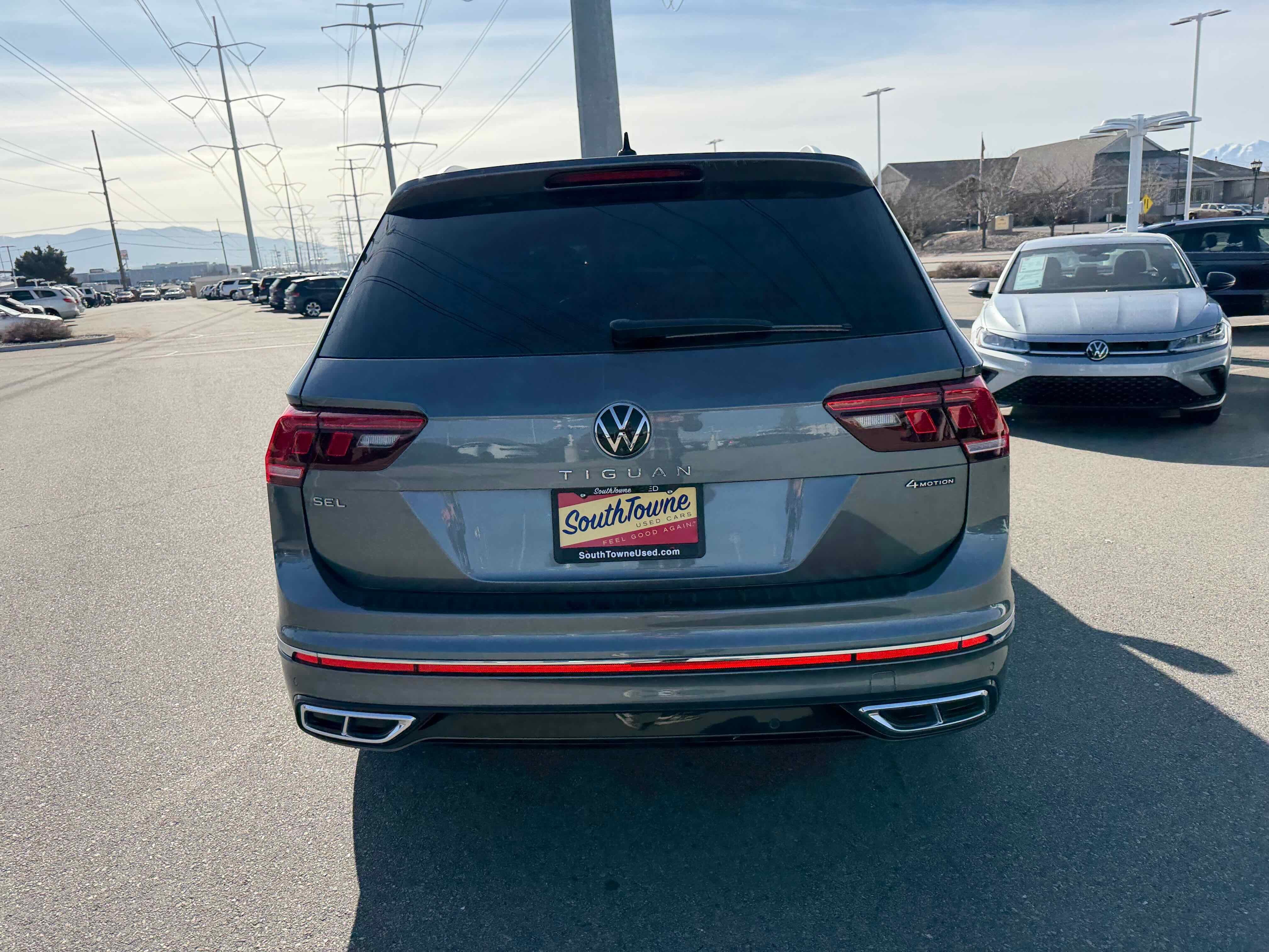 2024 Volkswagen Tiguan SEL R-Line