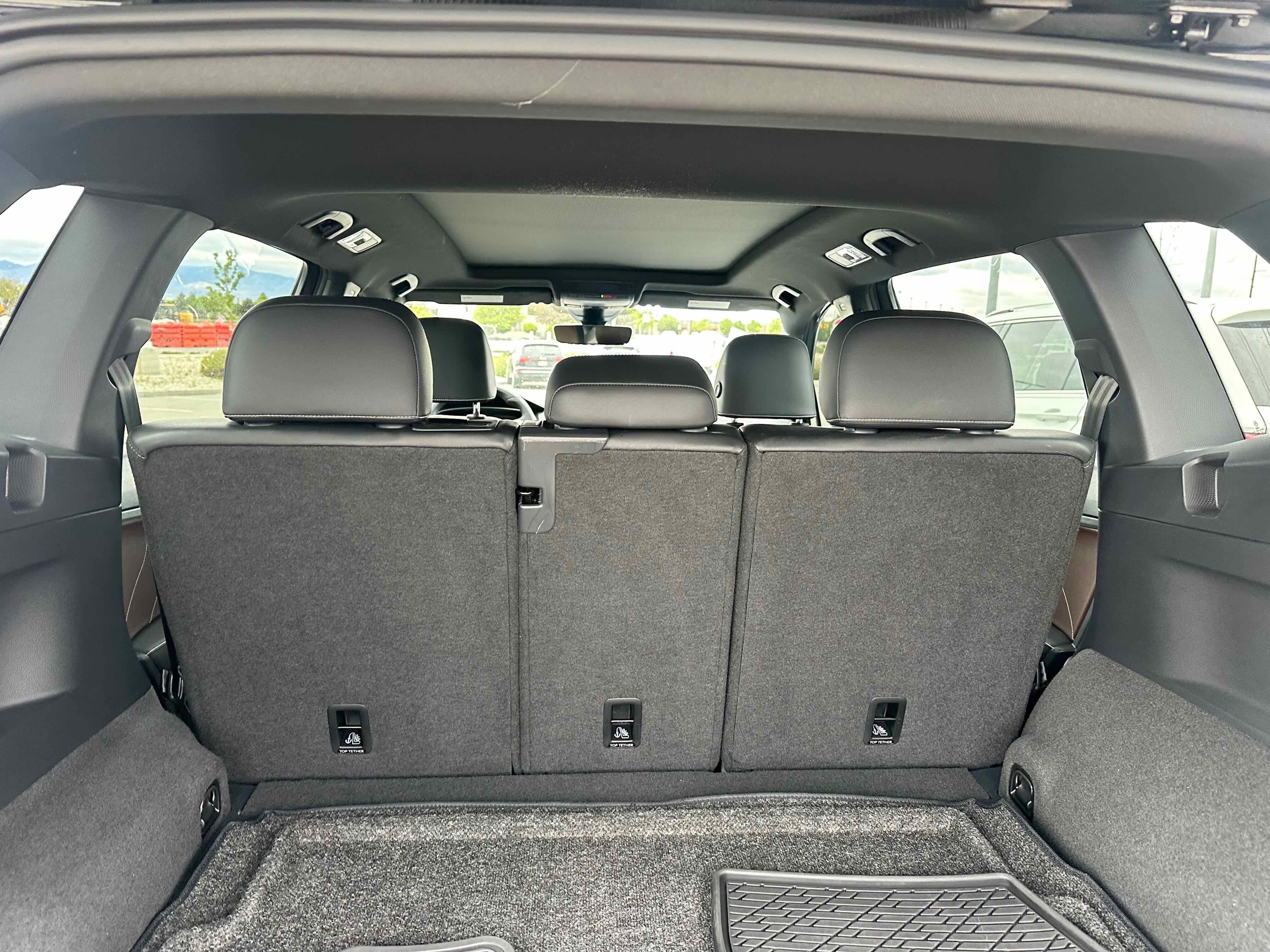 2024 Volkswagen Tiguan SEL R-Line