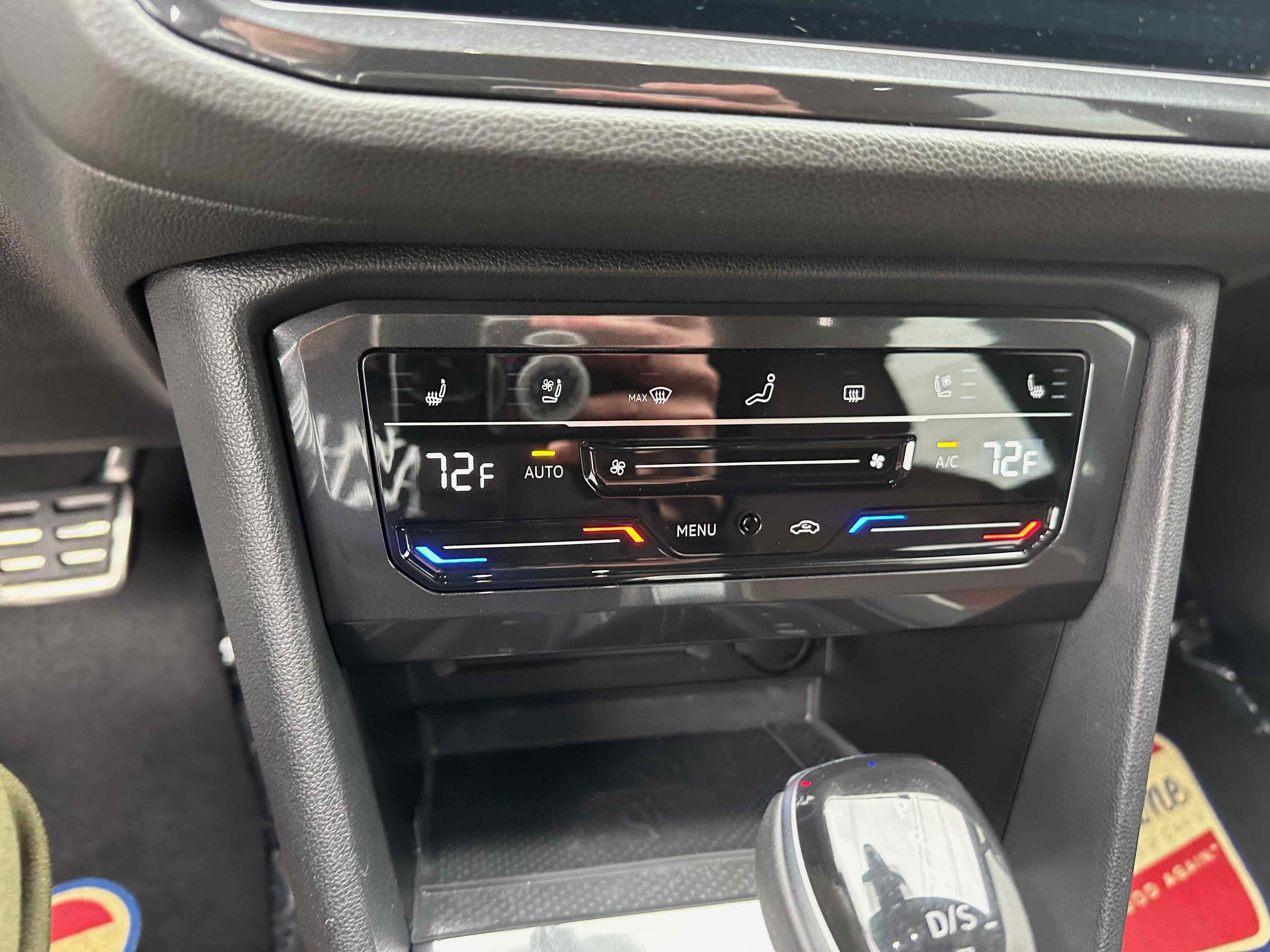 2024 Volkswagen Tiguan SEL R-Line