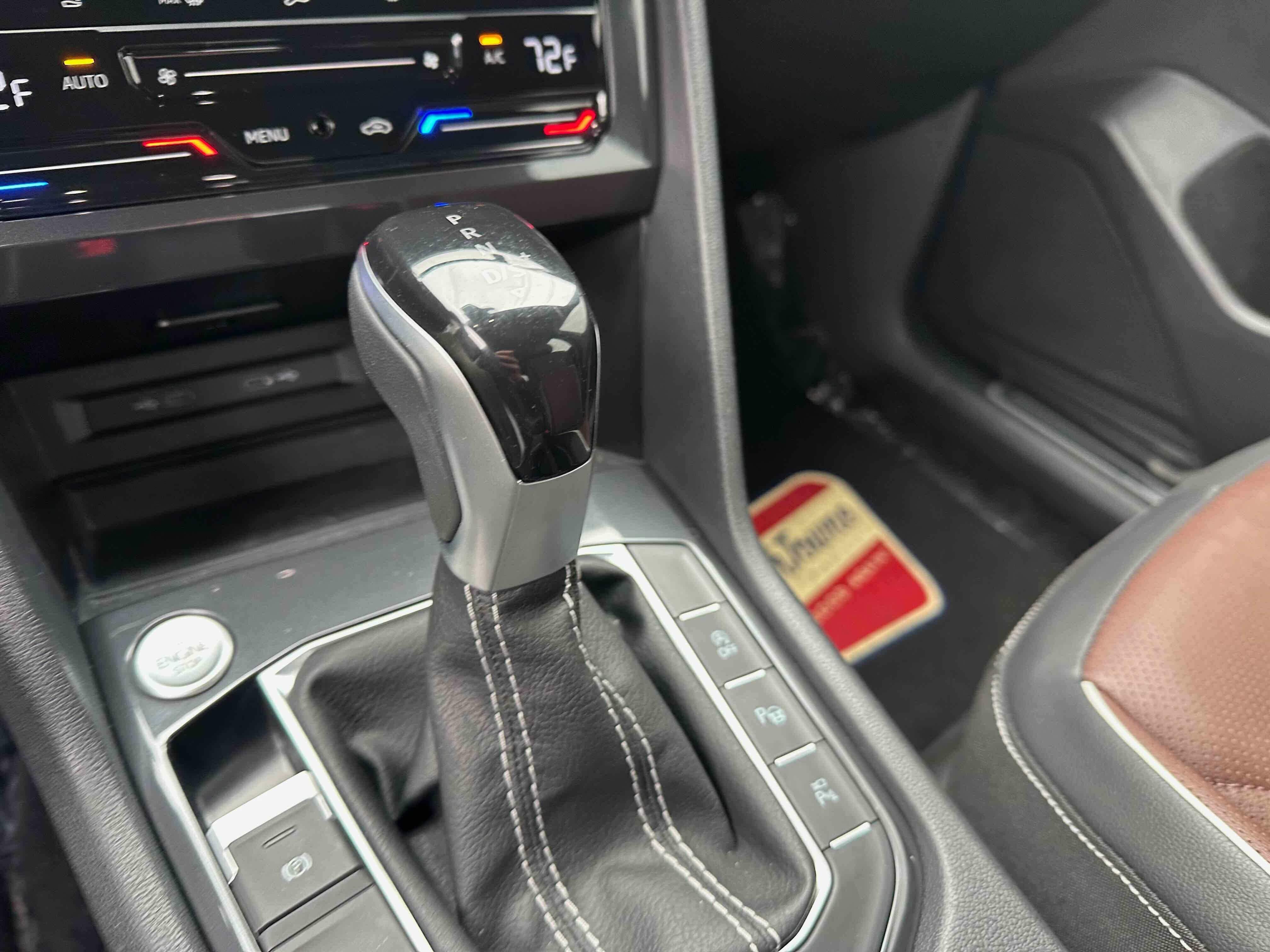 2024 Volkswagen Tiguan SEL R-Line