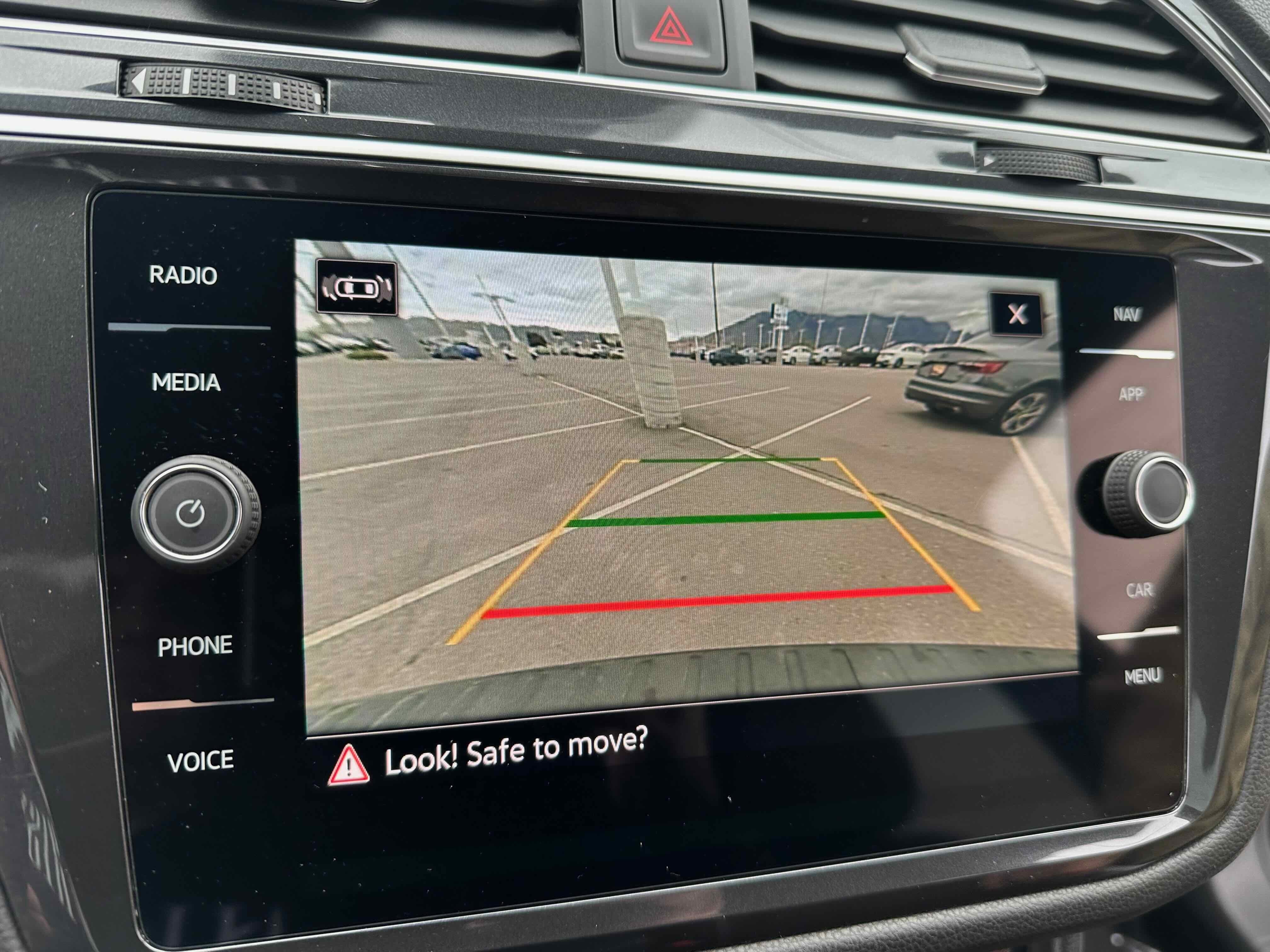 2024 Volkswagen Tiguan SEL R-Line