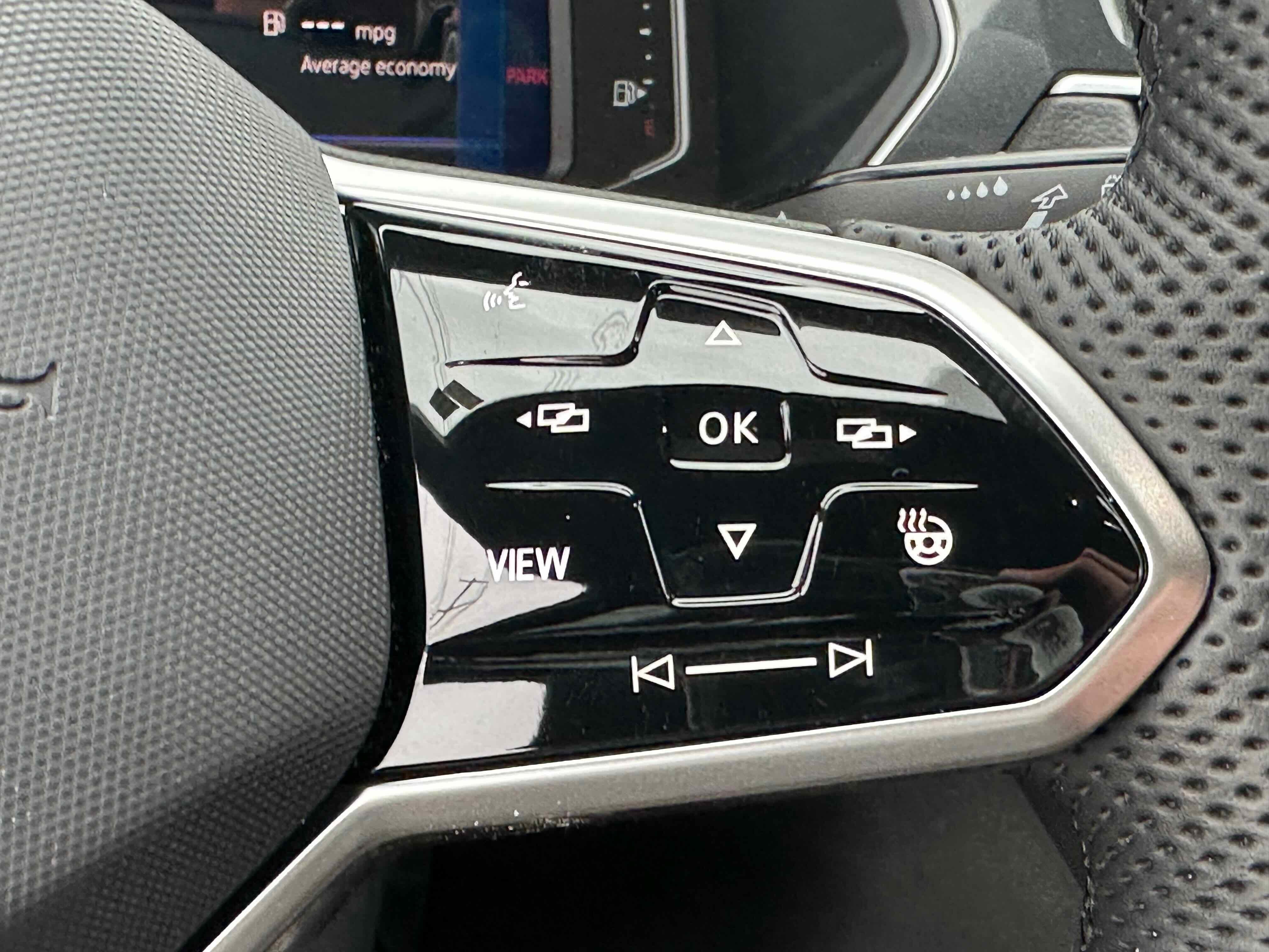 2024 Volkswagen Tiguan SEL R-Line