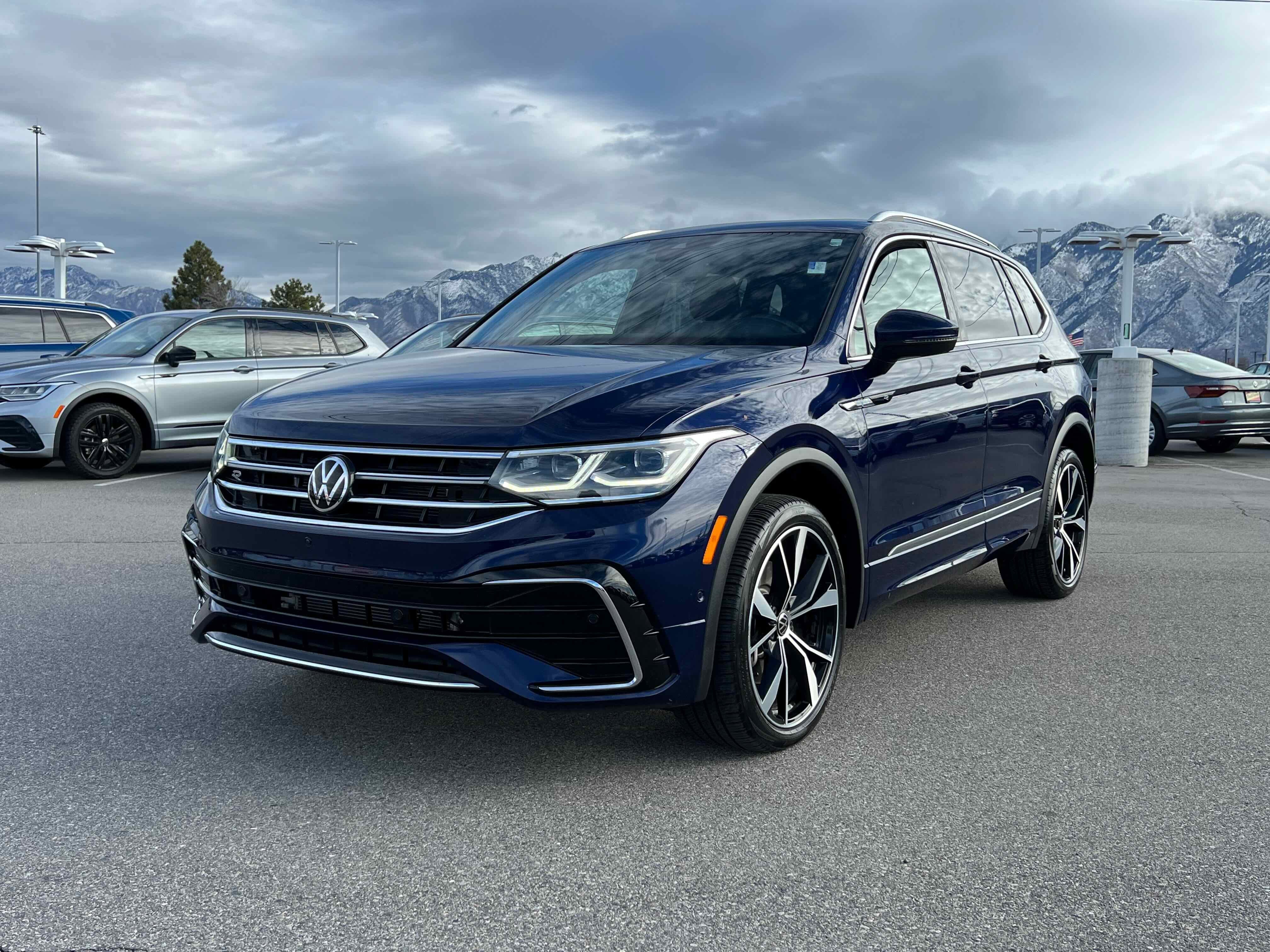 2022 Volkswagen Tiguan SEL R-Line