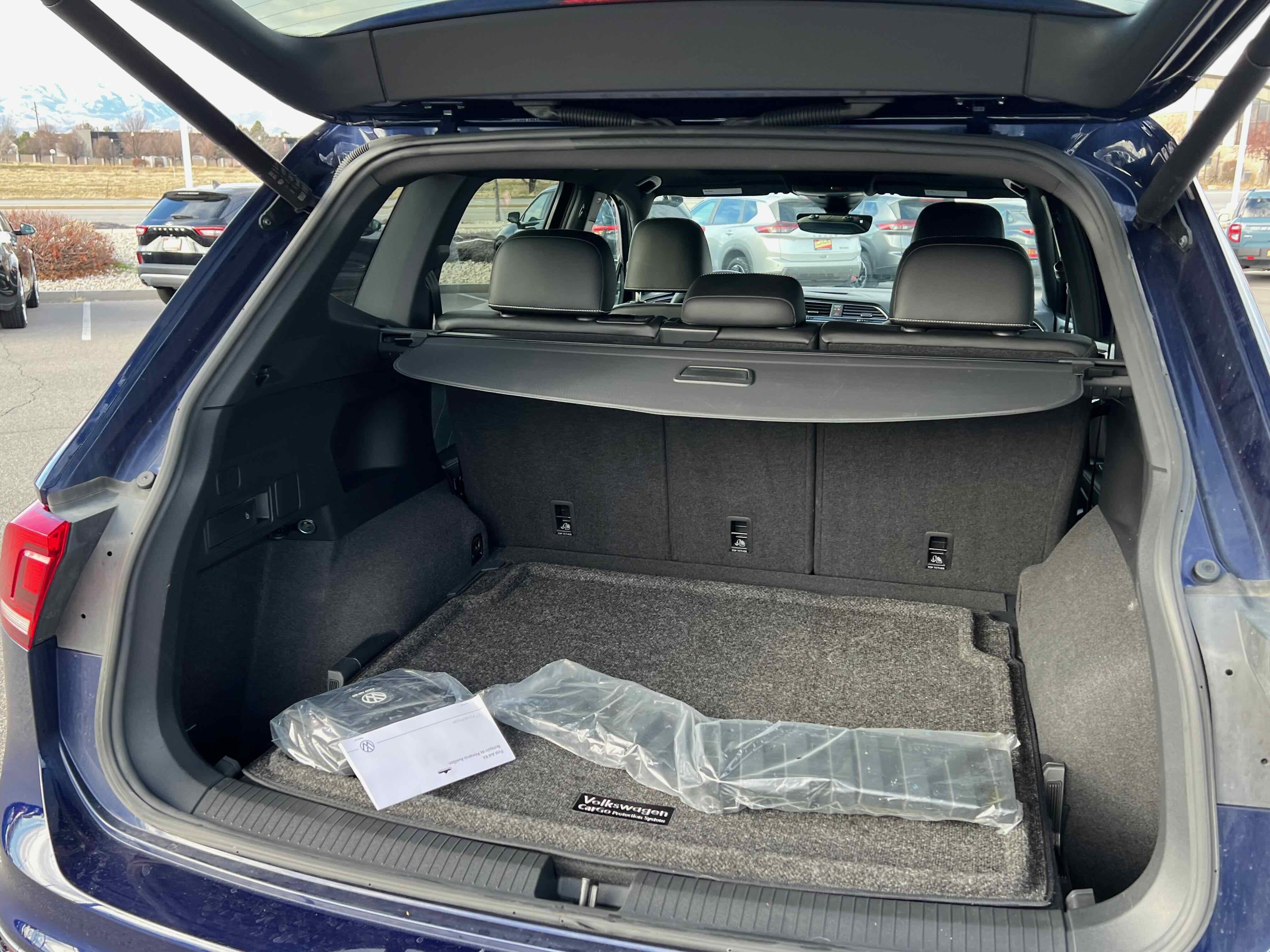 2022 Volkswagen Tiguan SEL R-Line