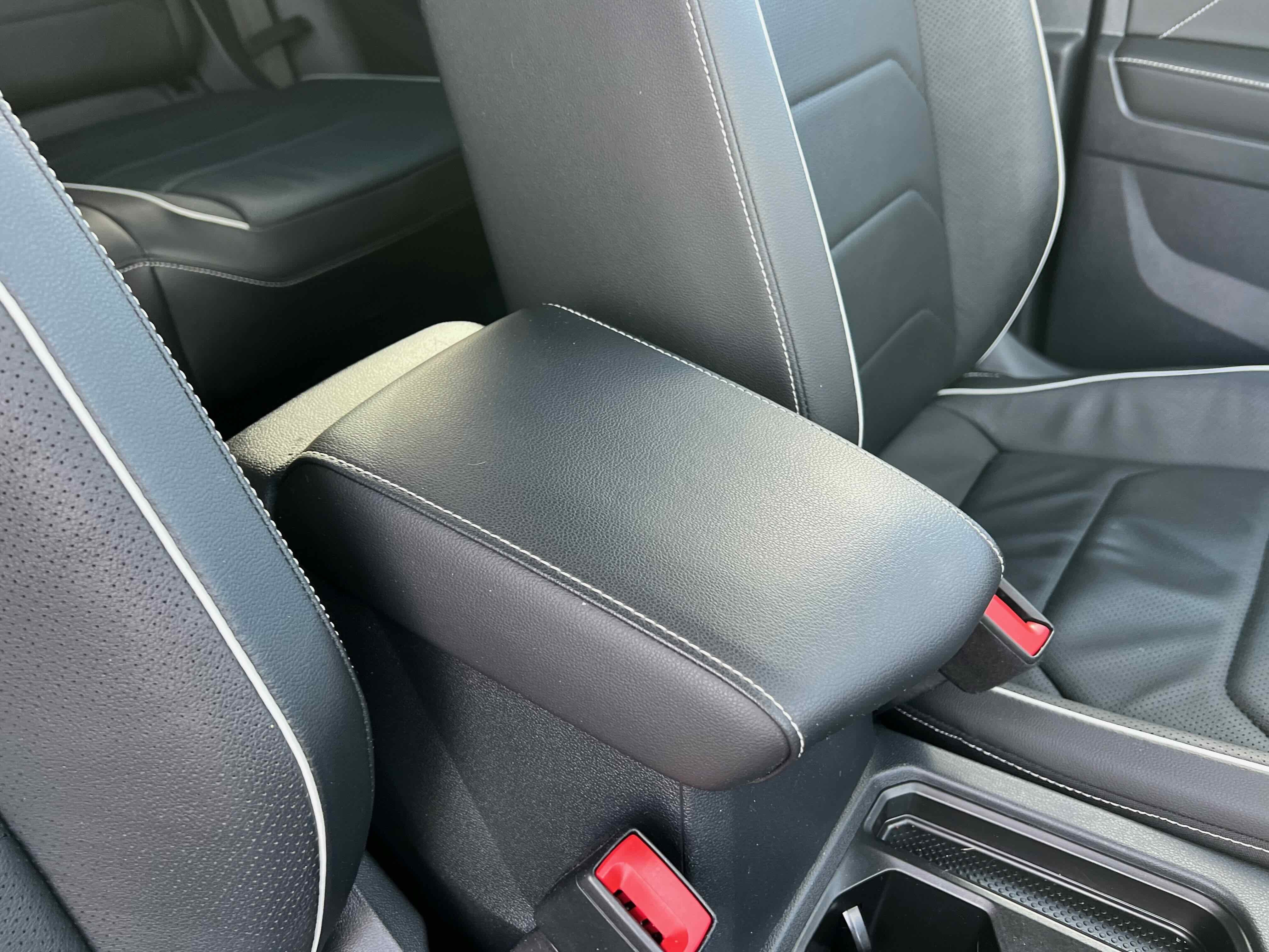 2022 Volkswagen Tiguan SEL R-Line