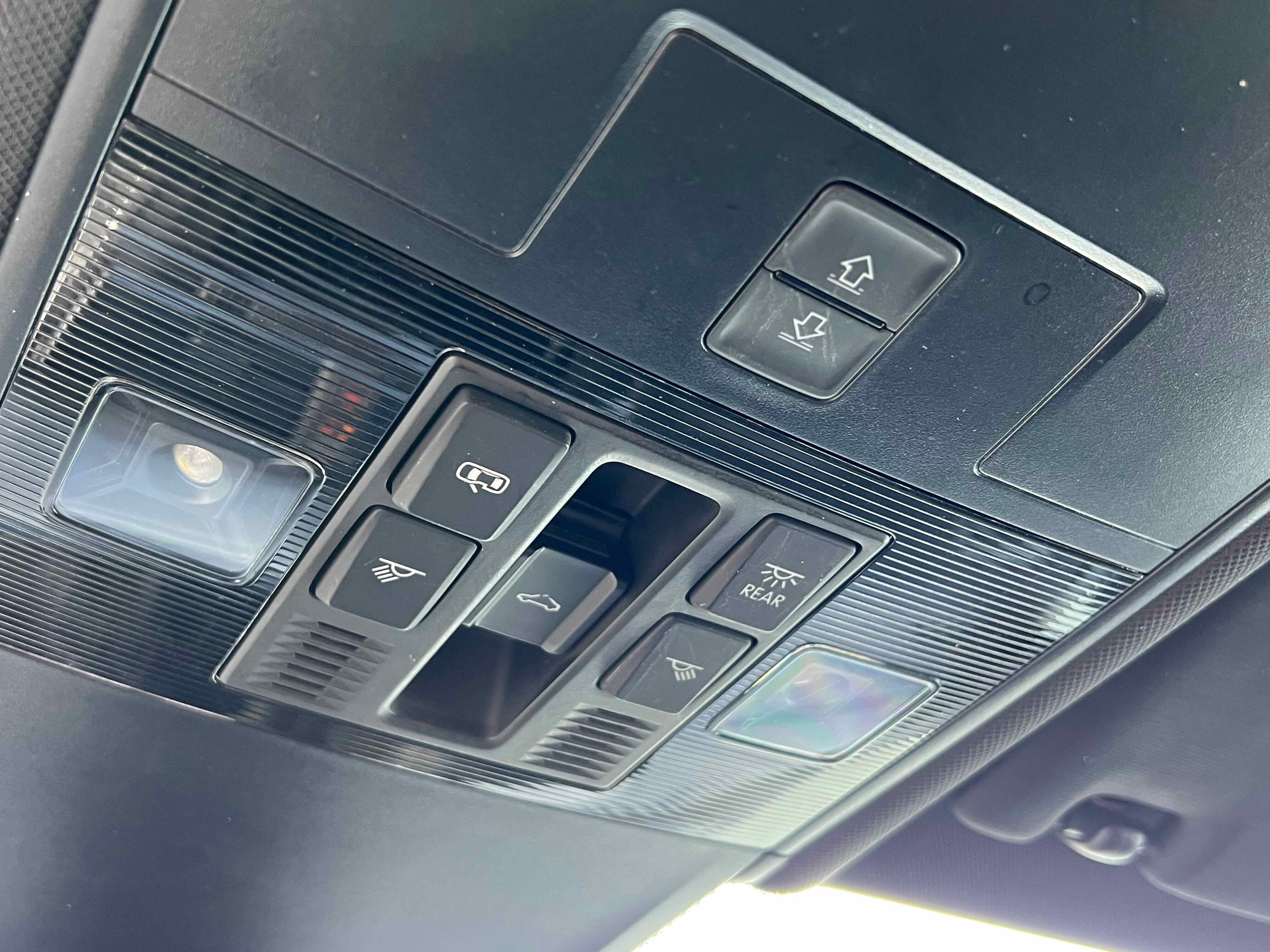 2022 Volkswagen Tiguan SEL R-Line