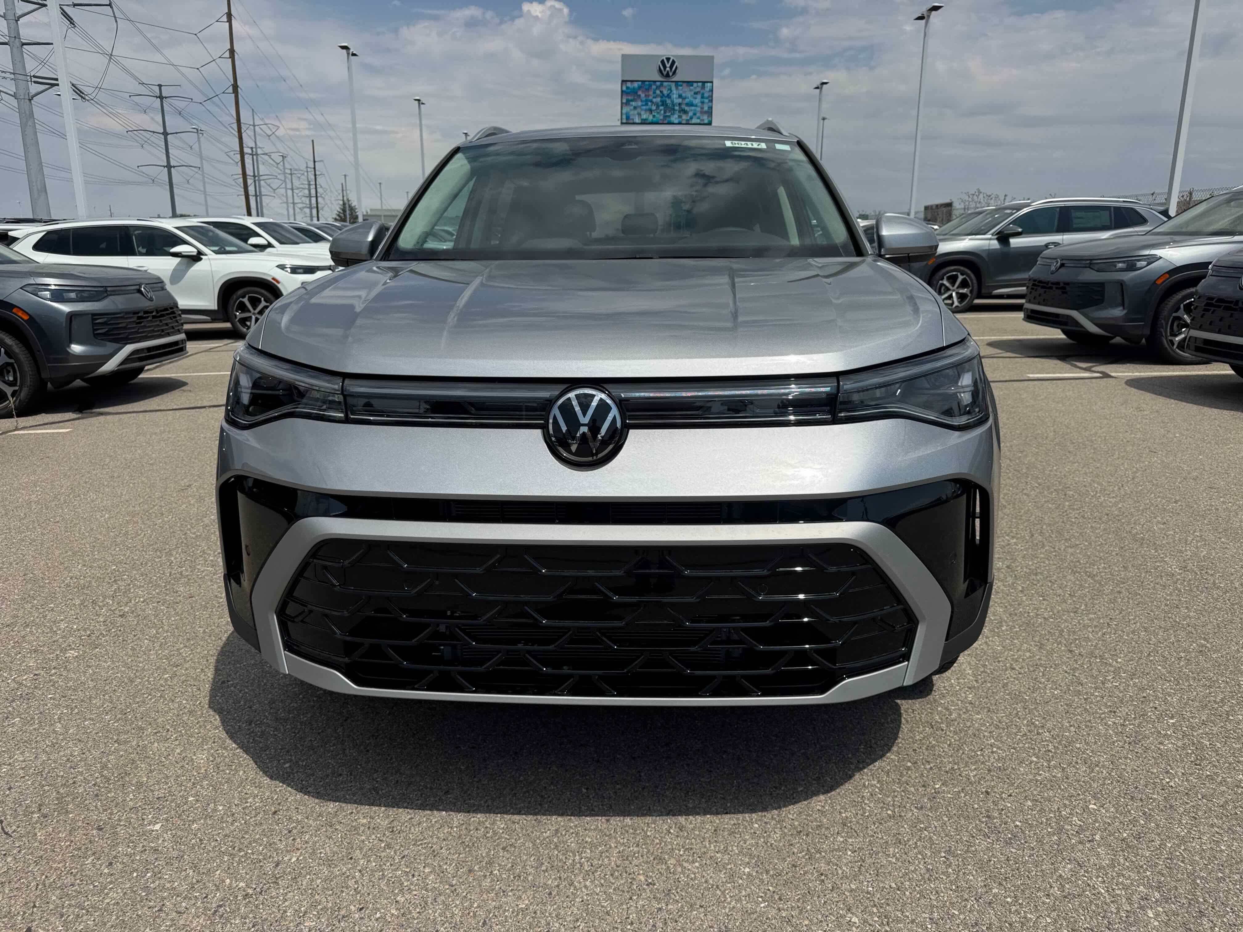 2025 Volkswagen Taos SEL