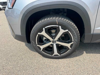 2025 Volkswagen Taos SEL