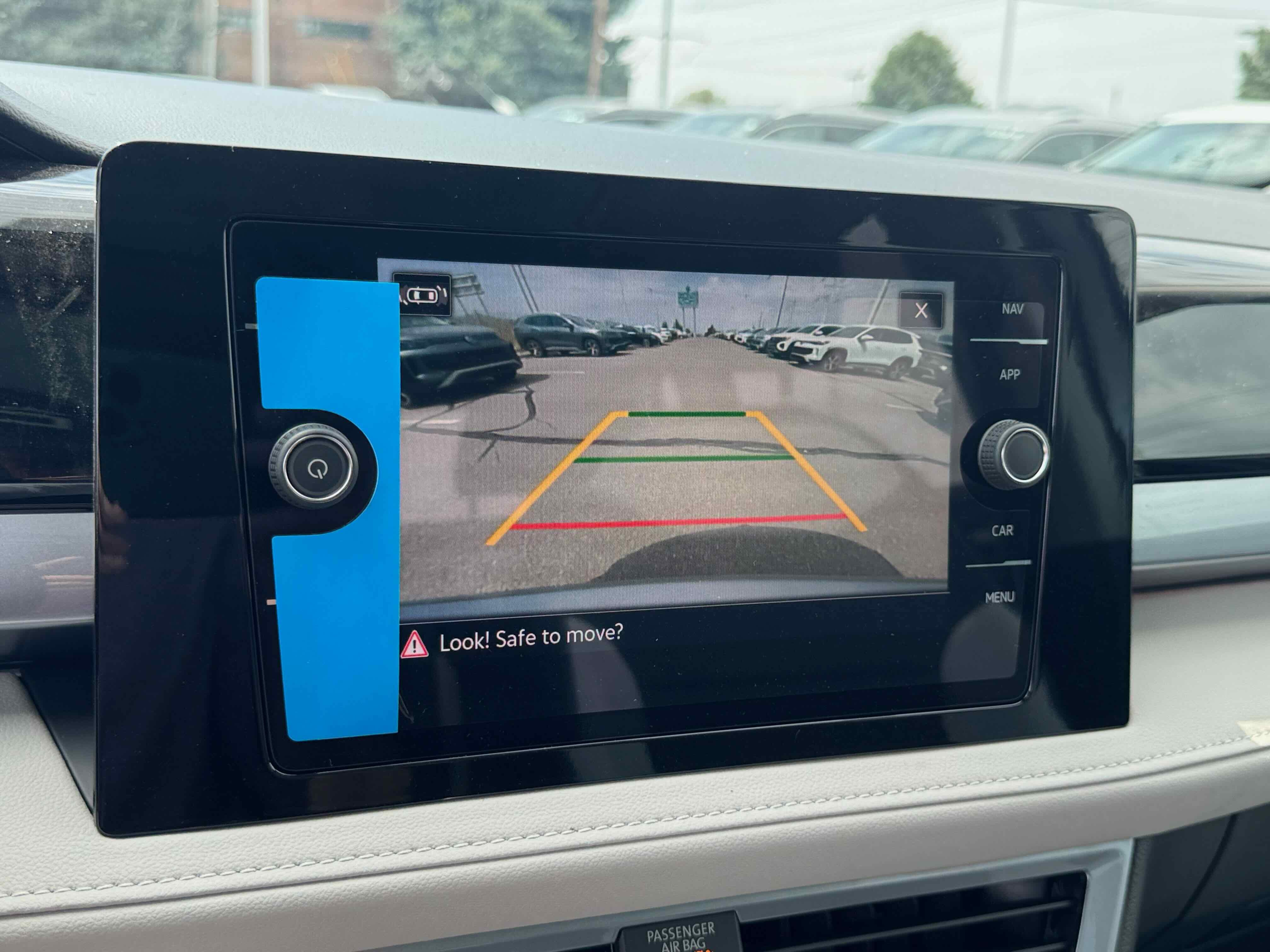 2025 Volkswagen Taos SEL