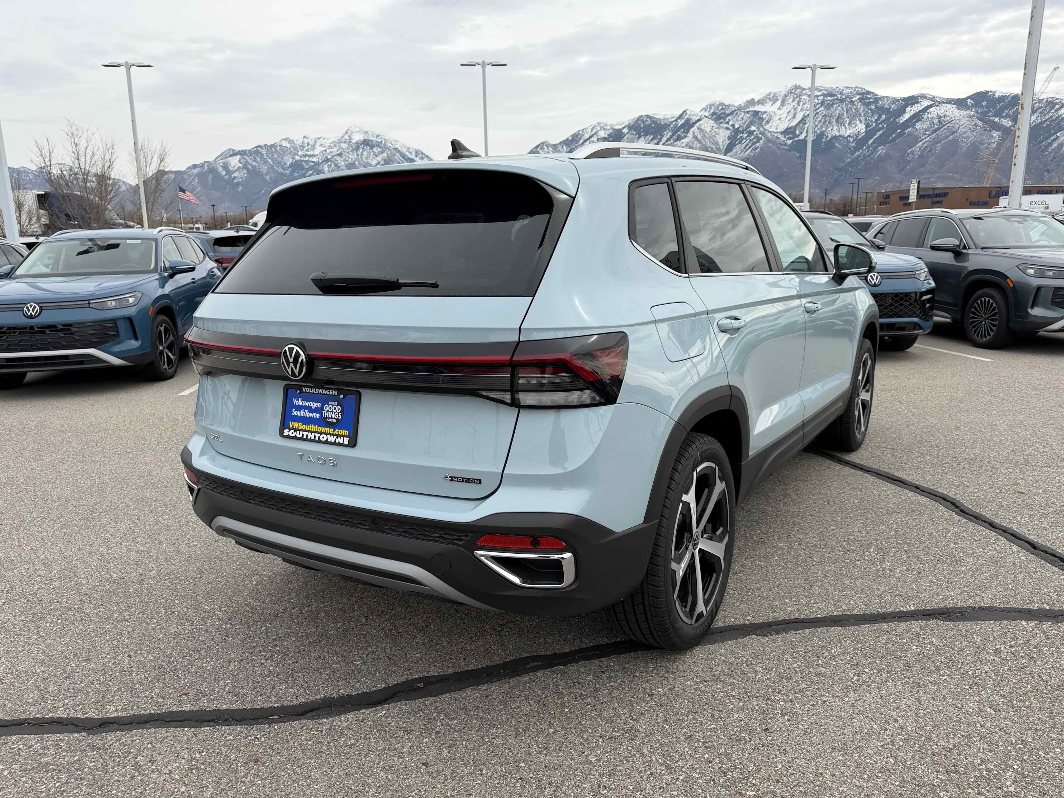 2026 Volkswagen Taos SEL