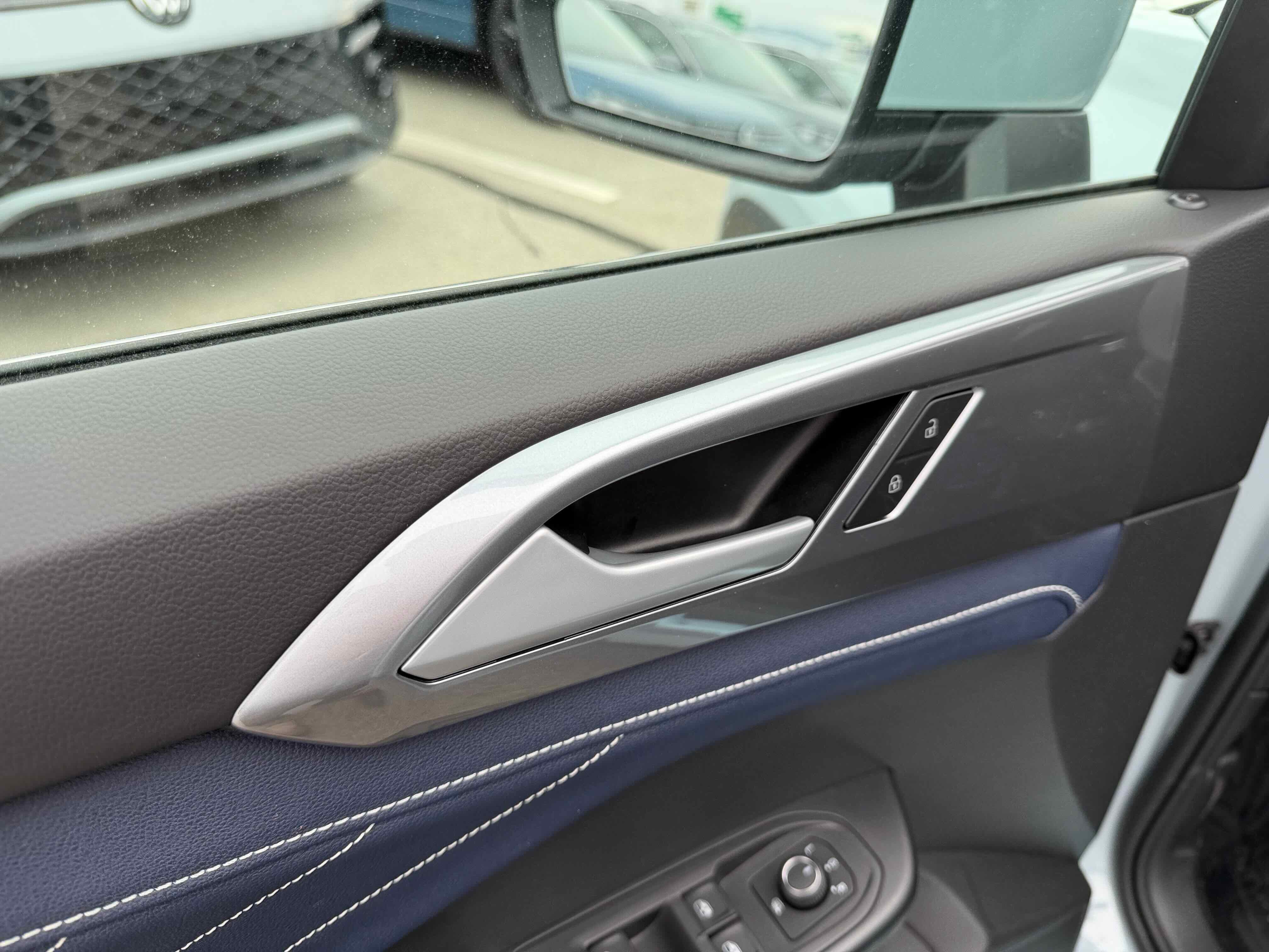 2026 Volkswagen Taos SEL