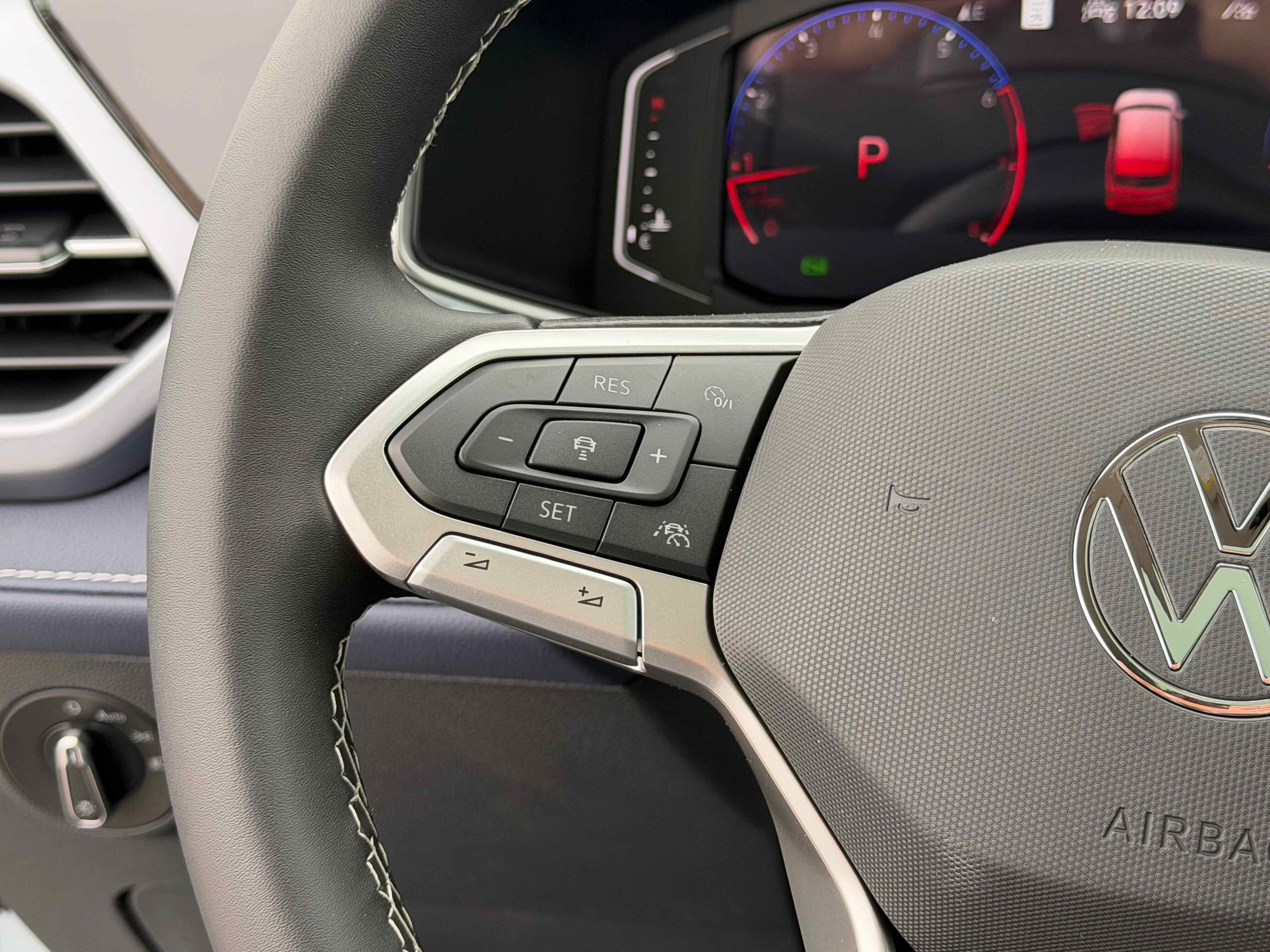 2026 Volkswagen Taos SEL