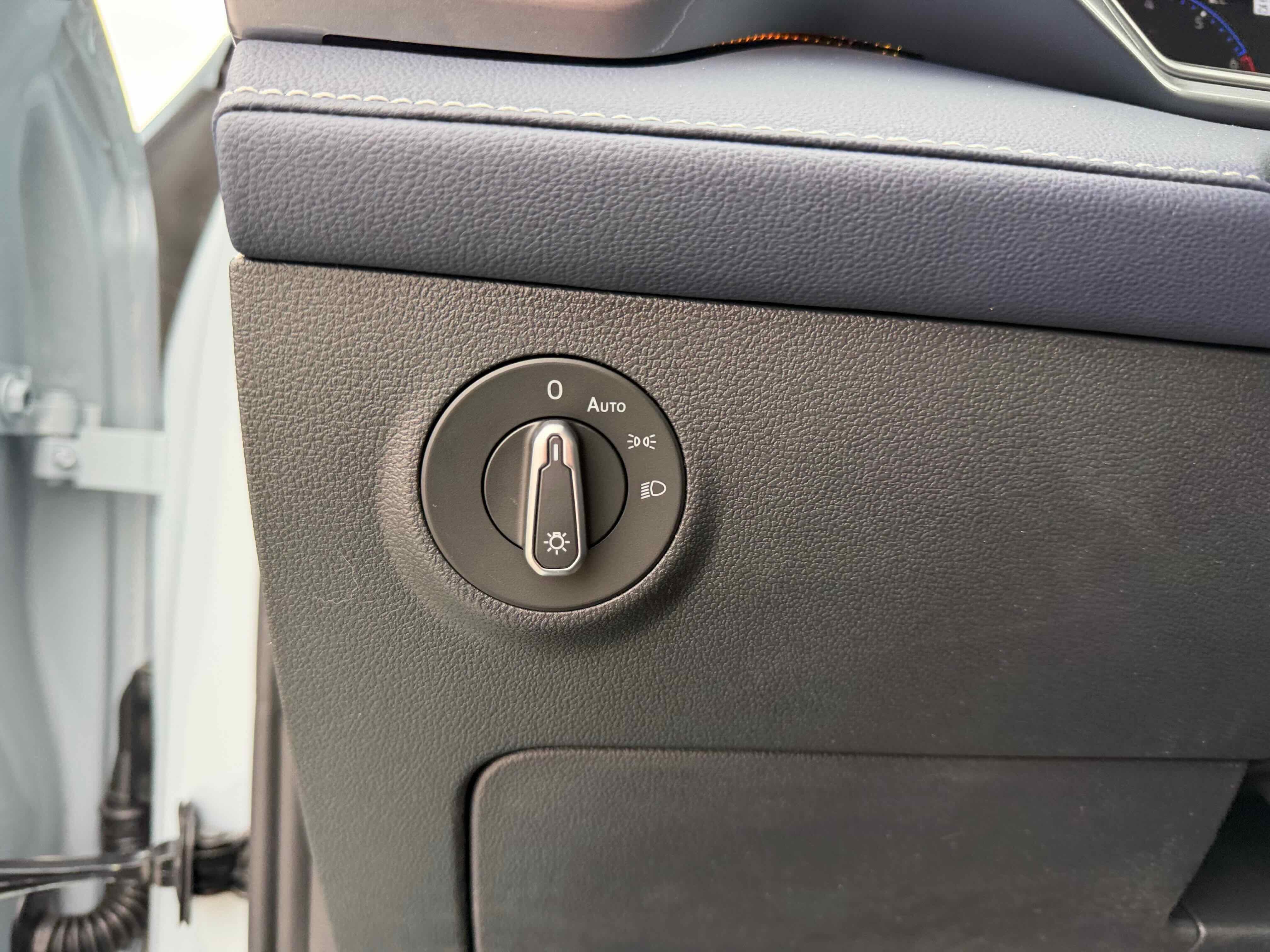 2026 Volkswagen Taos SEL