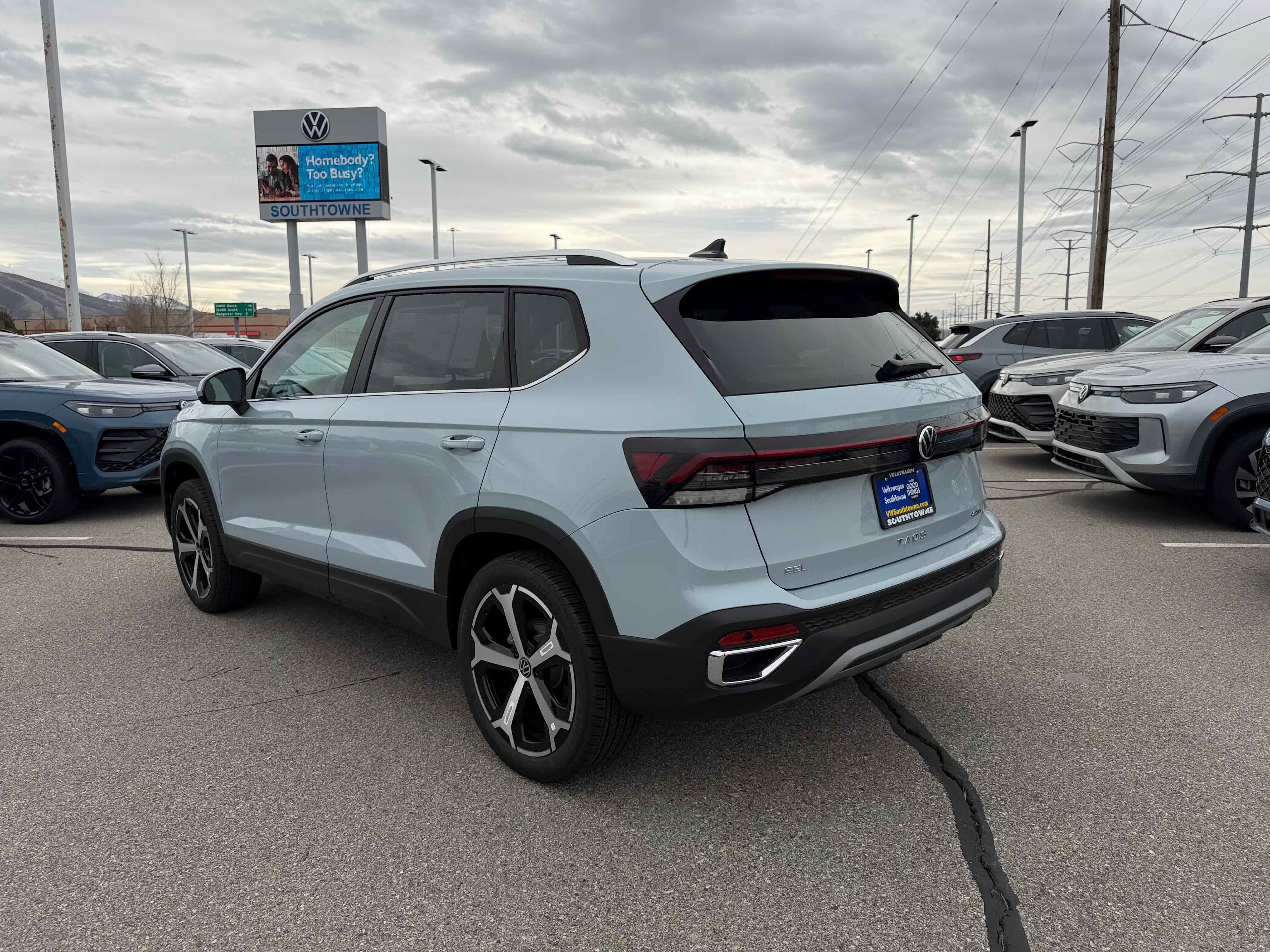 2026 Volkswagen Taos SEL