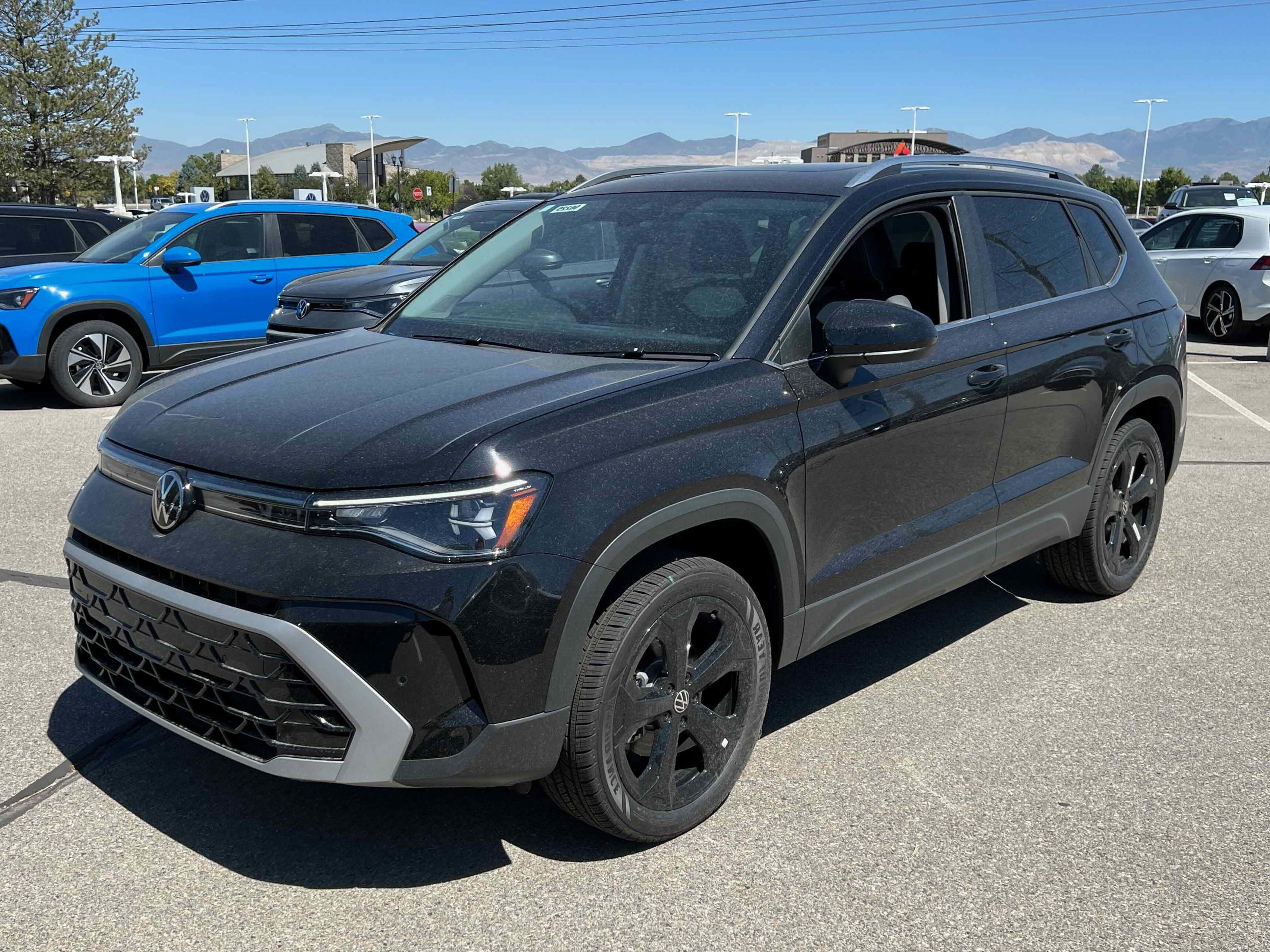 2025 Volkswagen Taos SEL