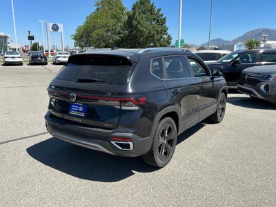 2025 Volkswagen Taos SEL
