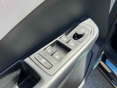 2025 Volkswagen Taos SEL