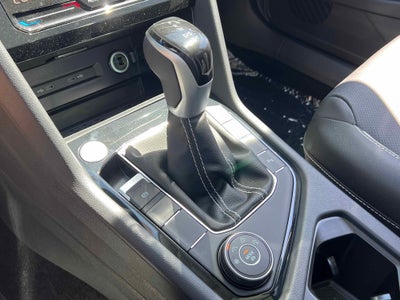 2025 Volkswagen Taos SEL