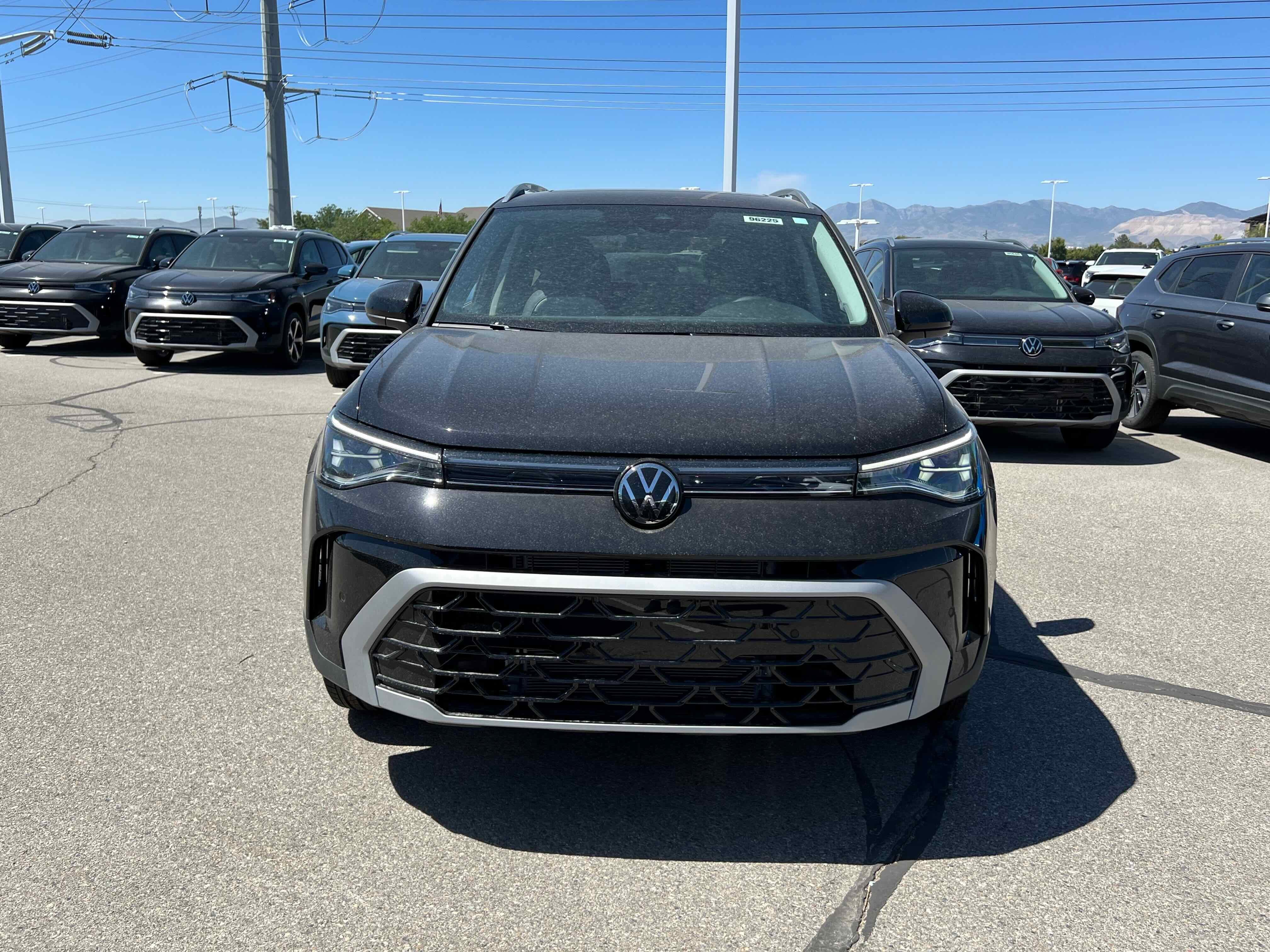 2025 Volkswagen Taos SEL