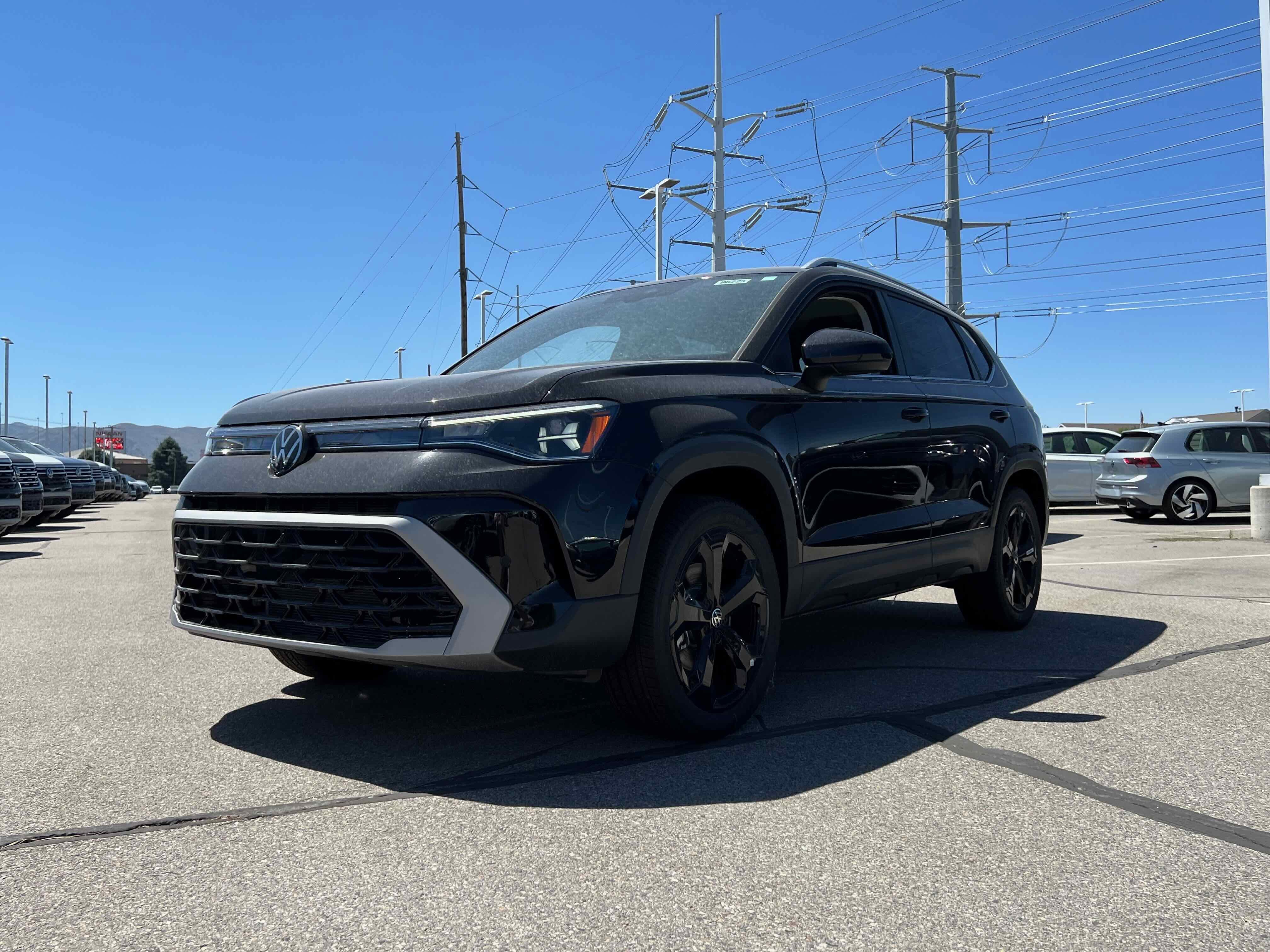 2025 Volkswagen Taos SEL