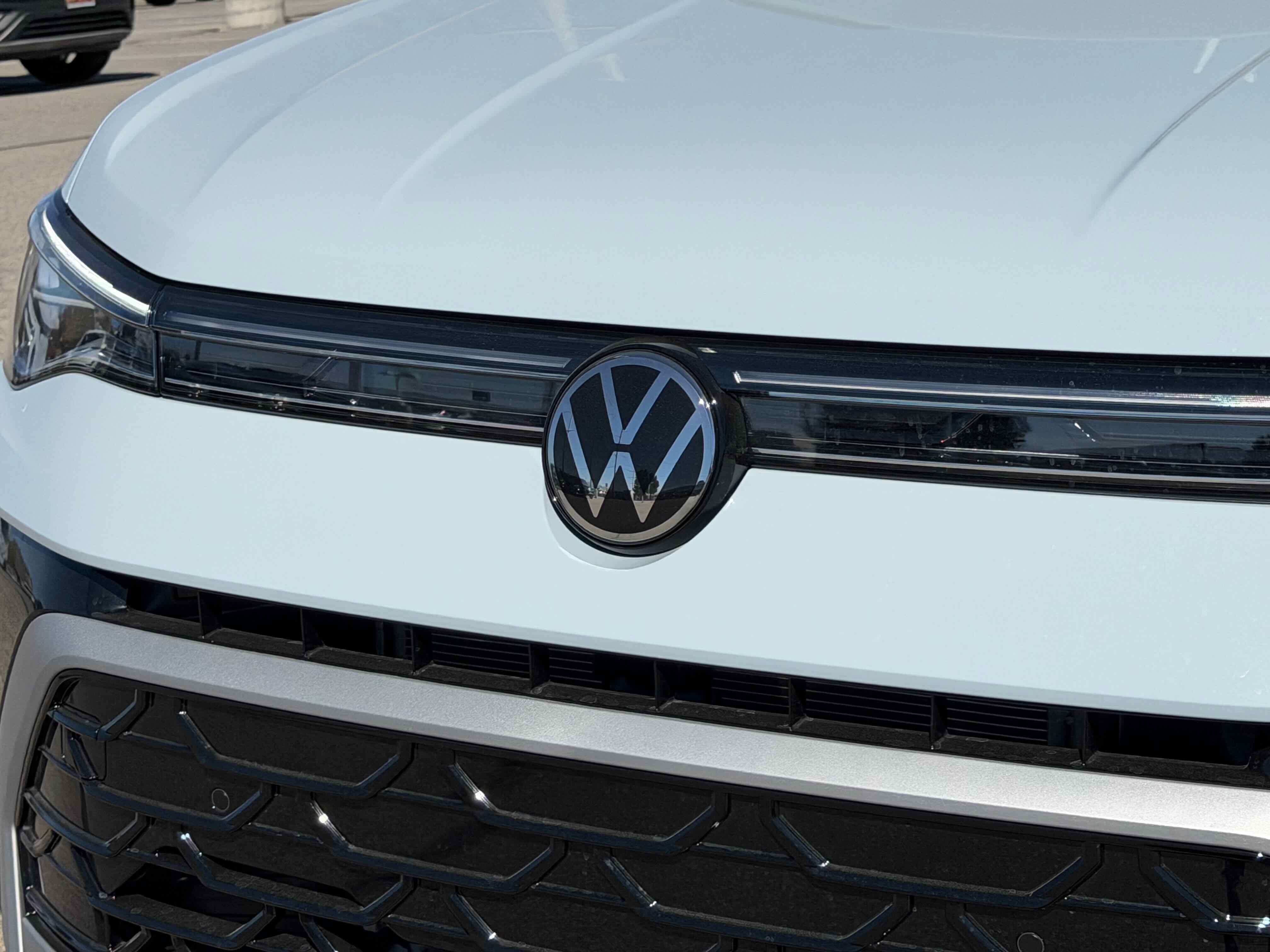 2026 Volkswagen Taos SEL