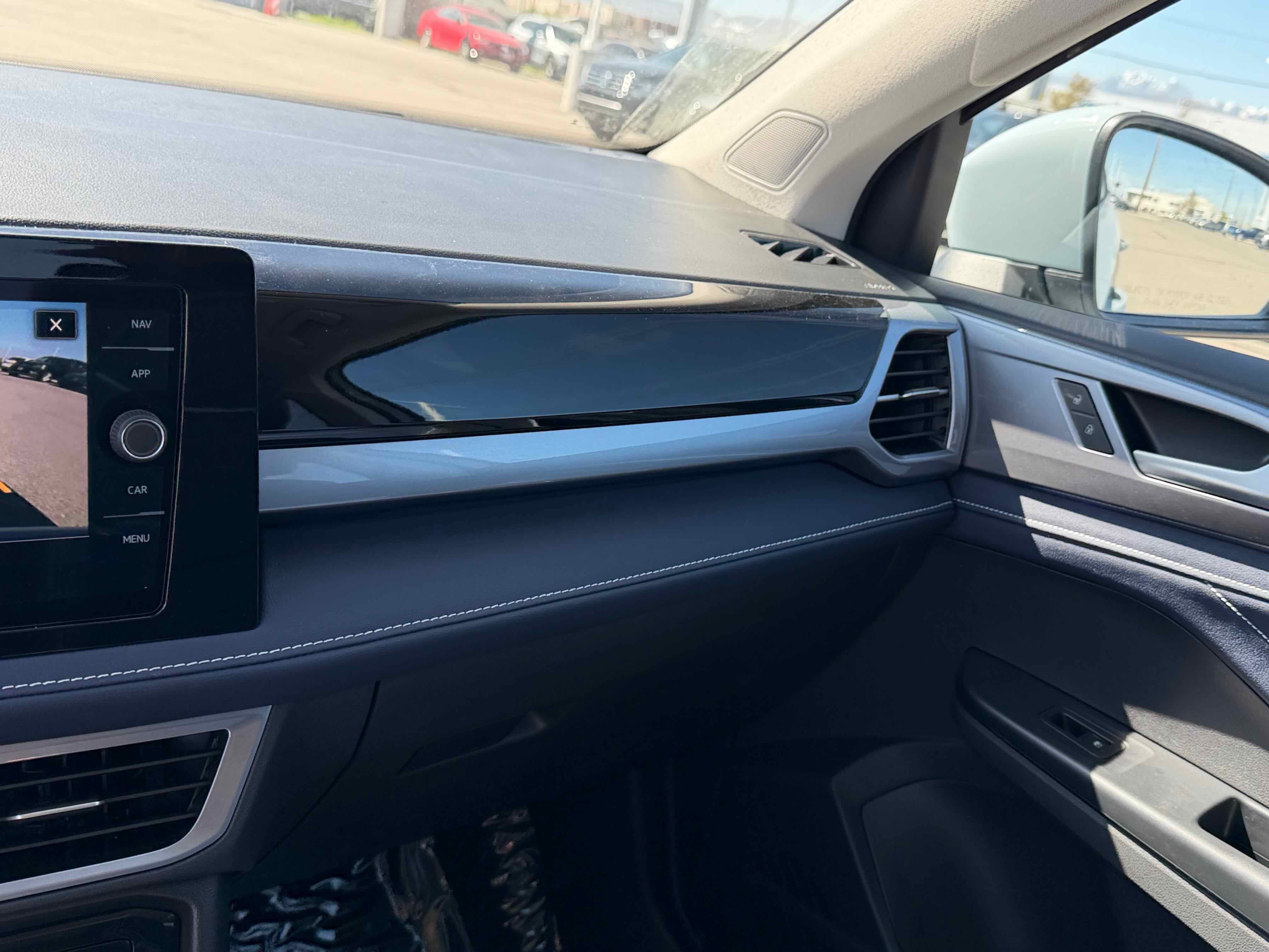 2026 Volkswagen Taos SEL