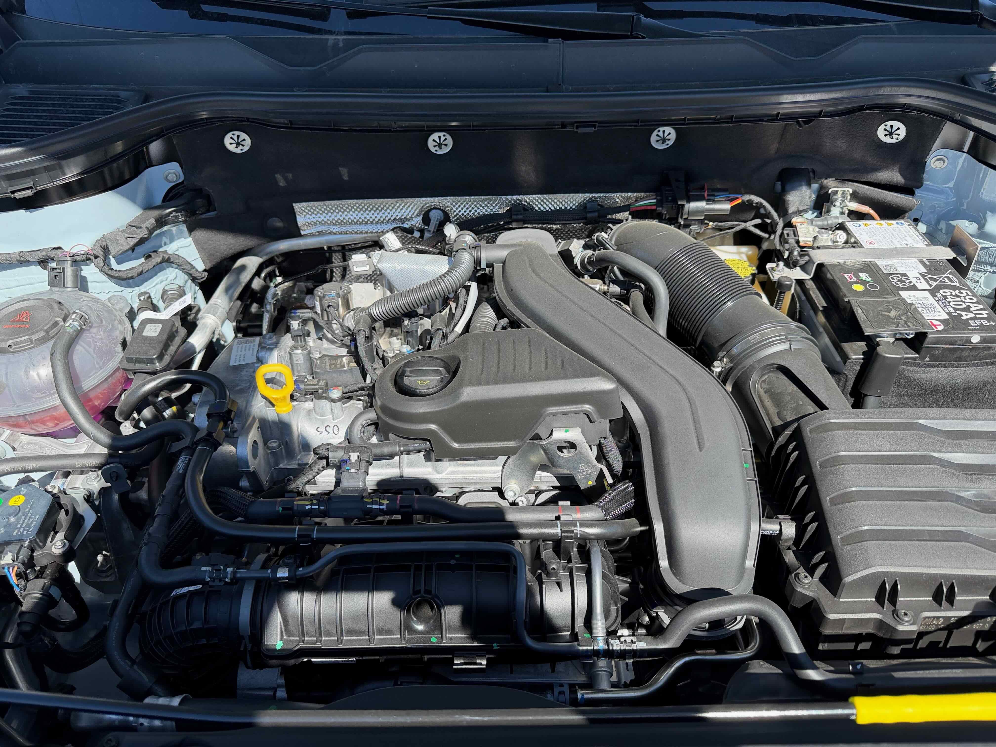 2026 Volkswagen Taos SEL