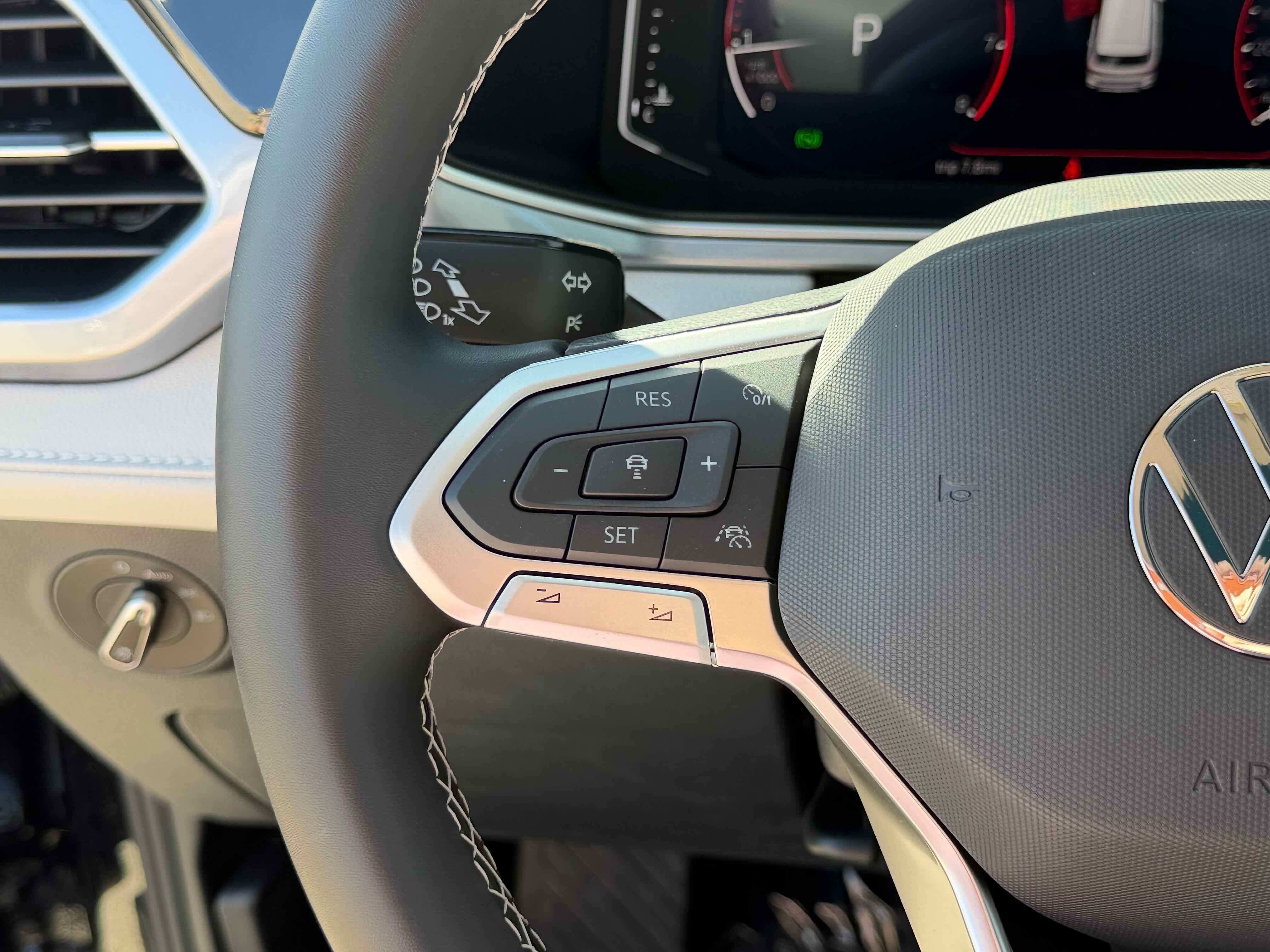 2026 Volkswagen Taos SEL