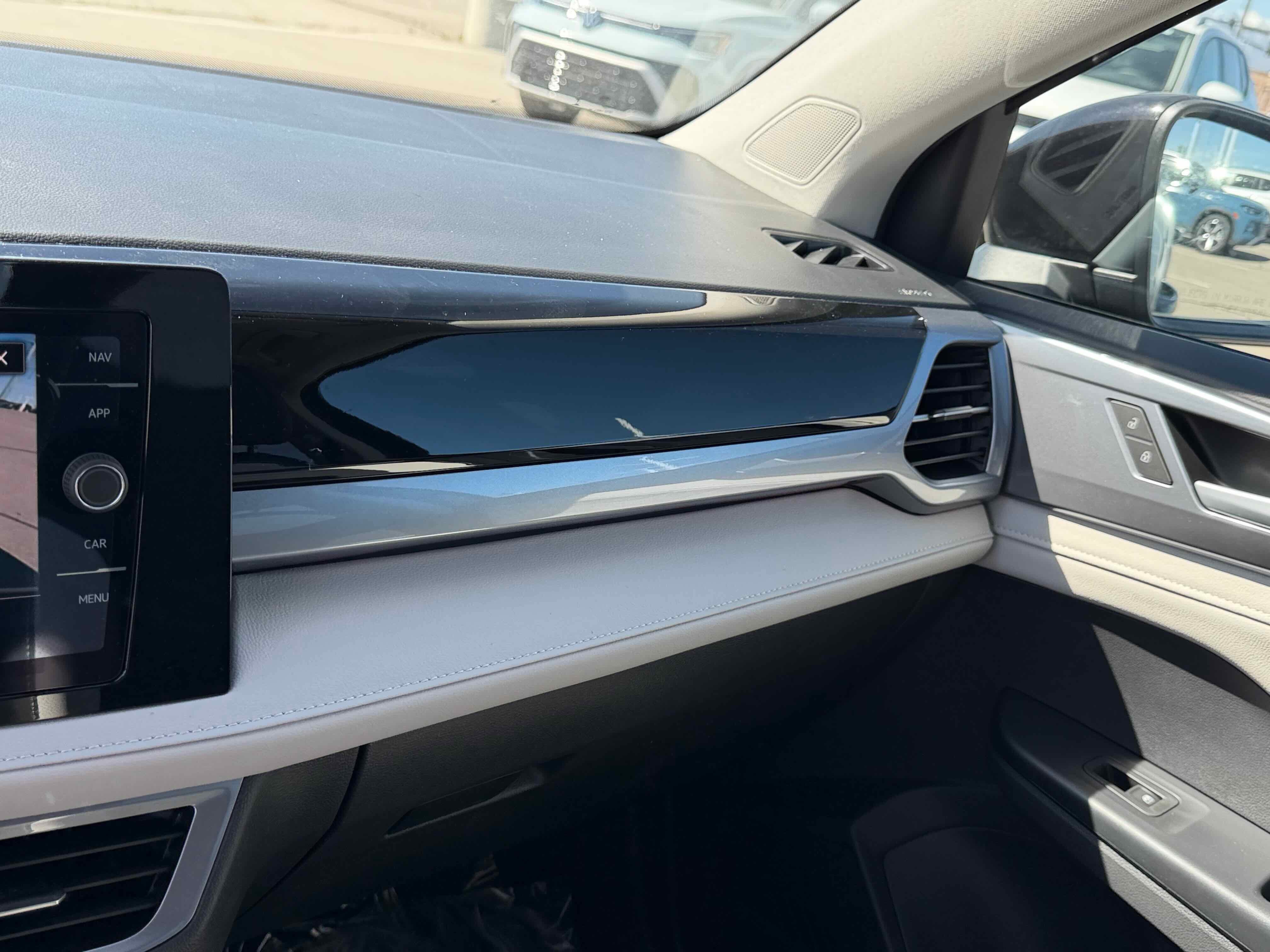 2026 Volkswagen Taos SEL
