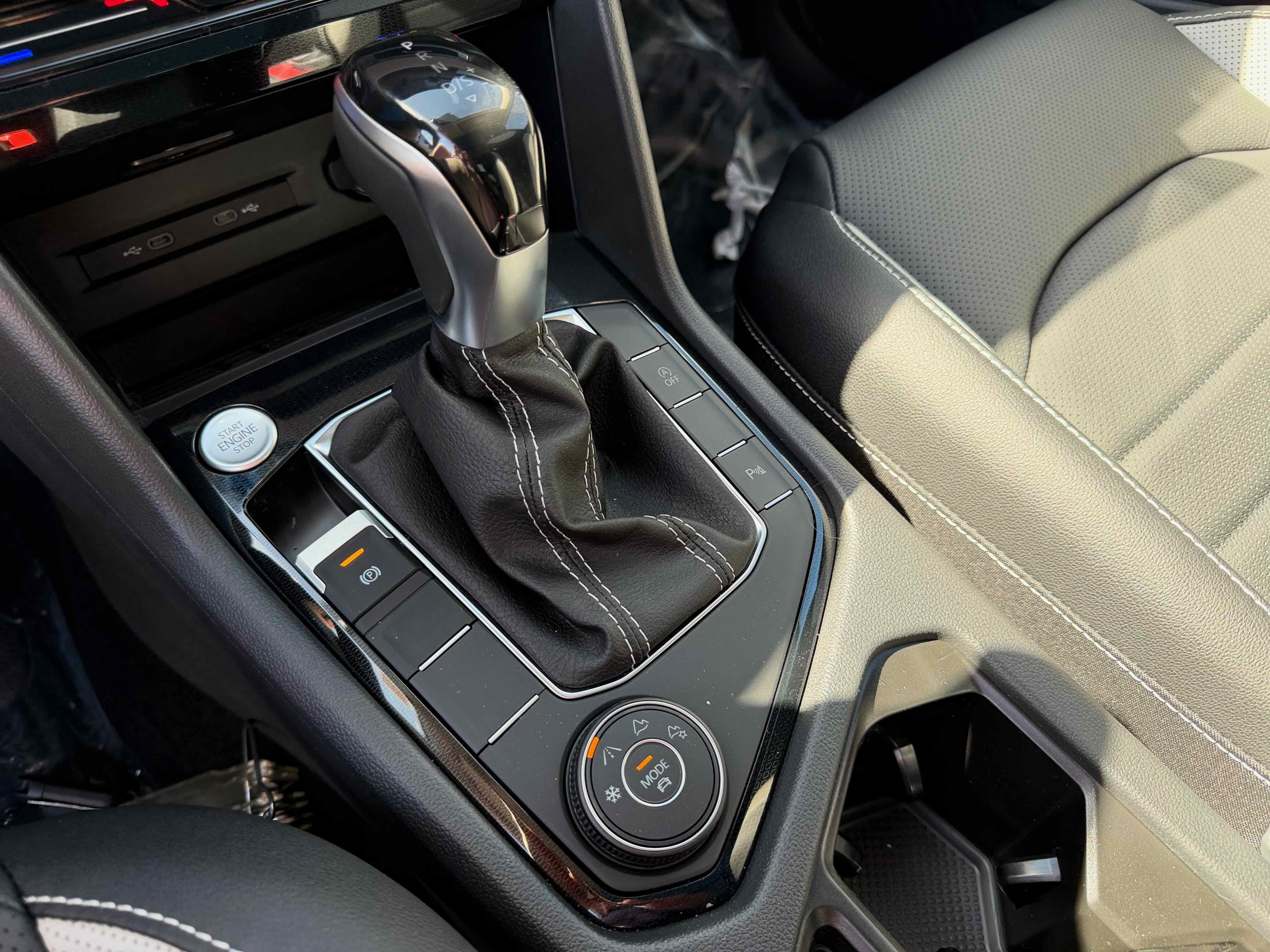 2026 Volkswagen Taos SEL