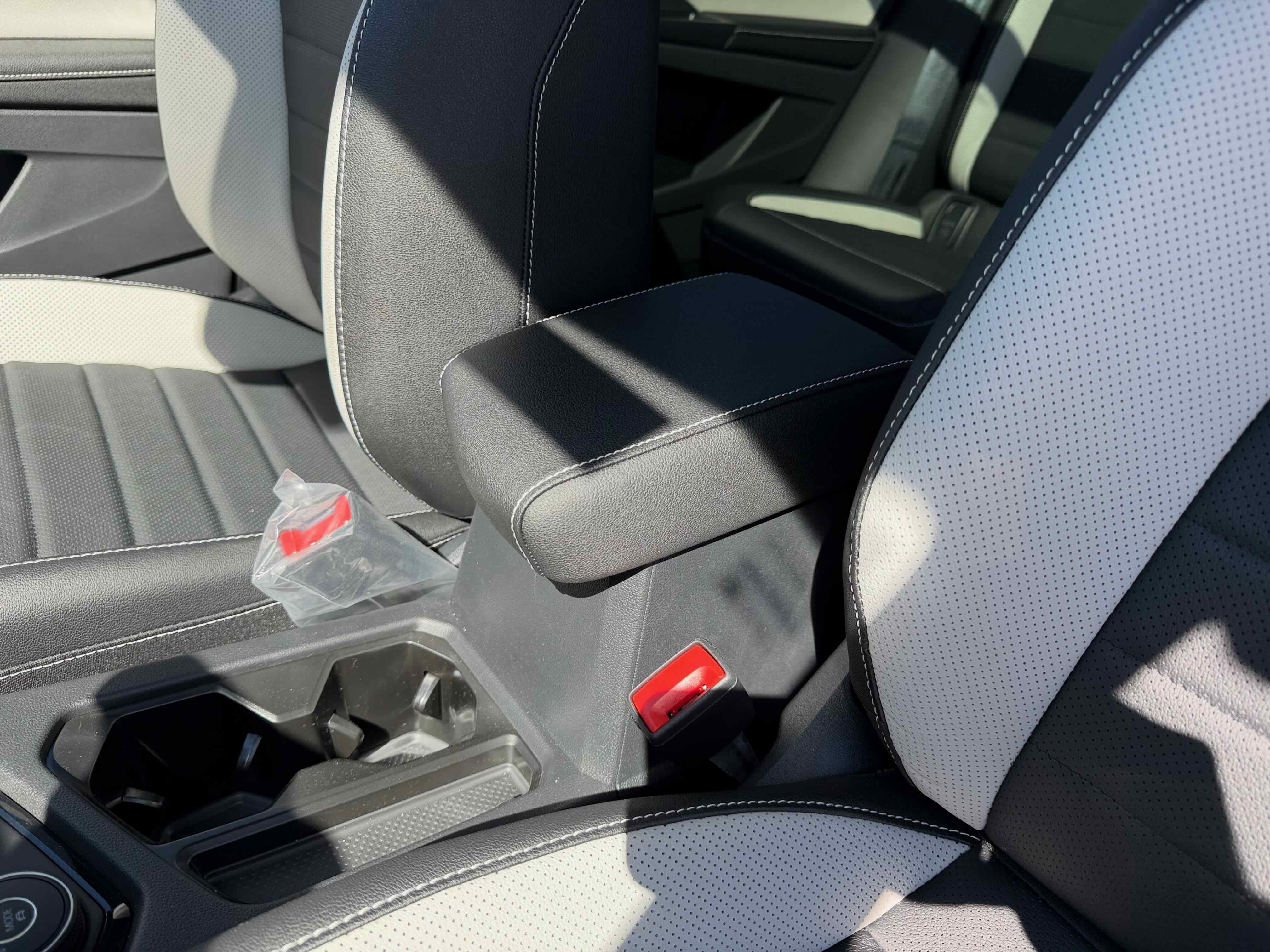 2026 Volkswagen Taos SEL