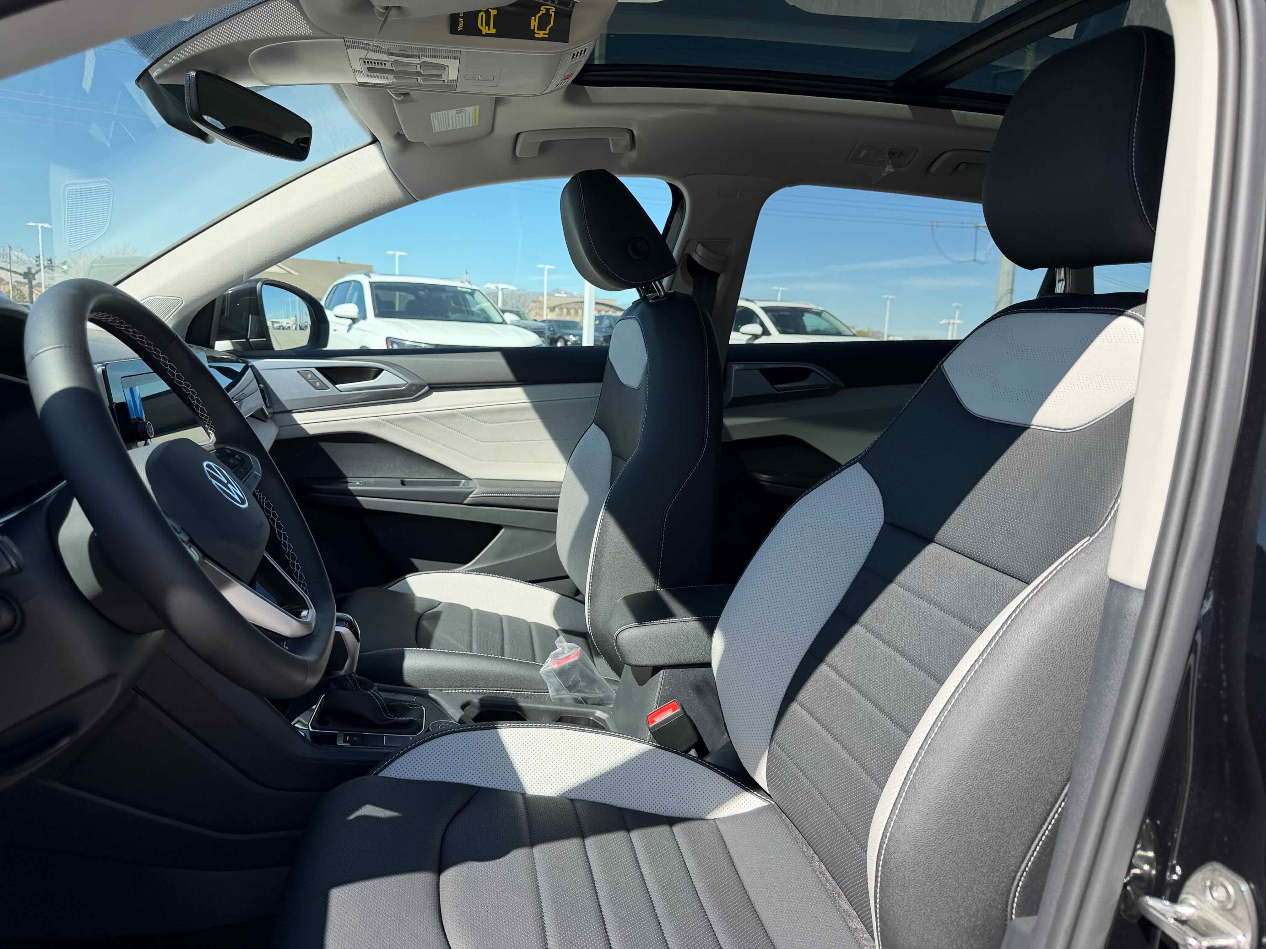 2026 Volkswagen Taos SEL