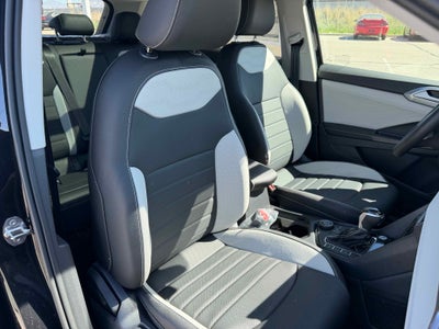 2026 Volkswagen Taos SEL