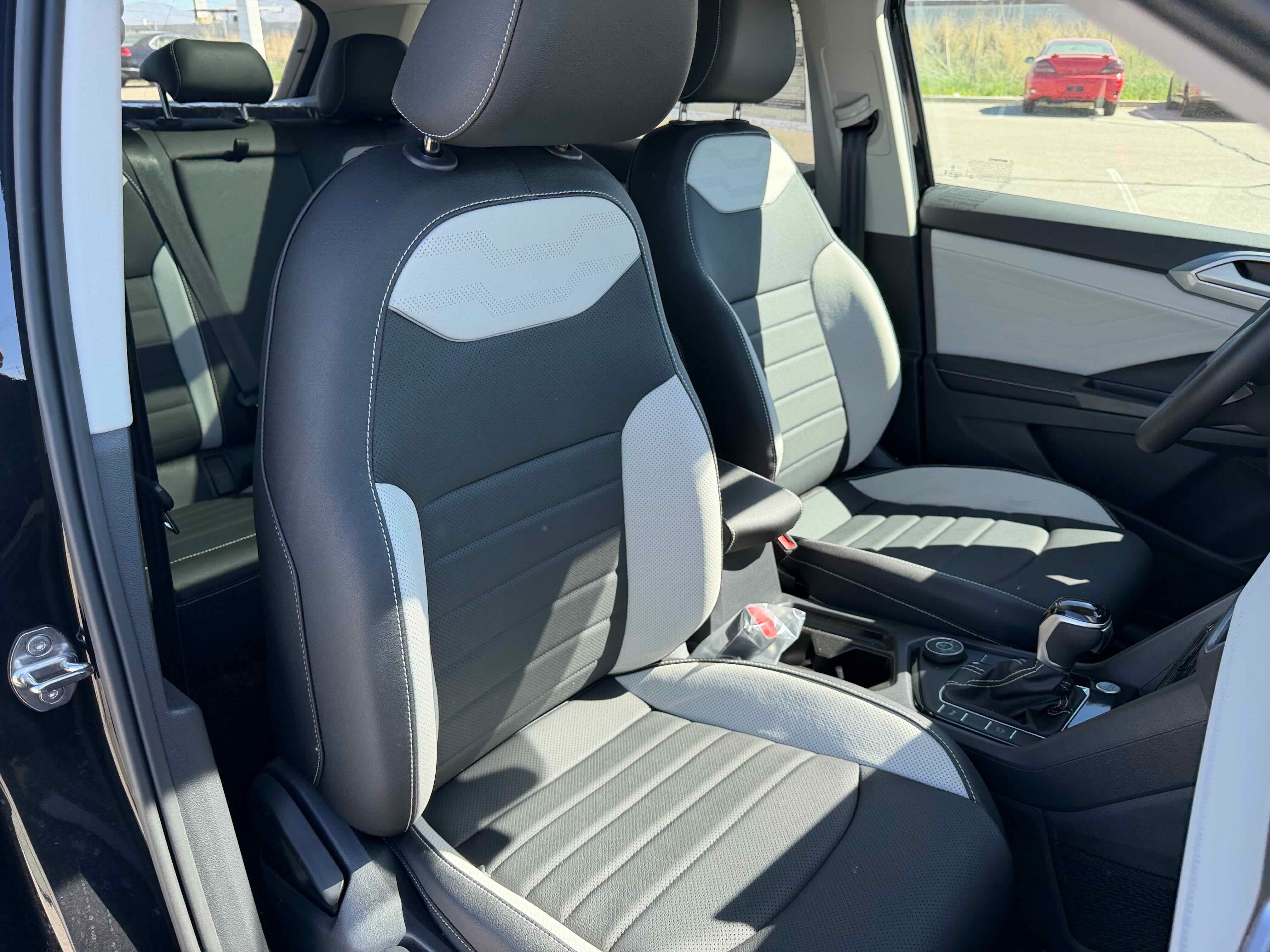 2026 Volkswagen Taos SEL