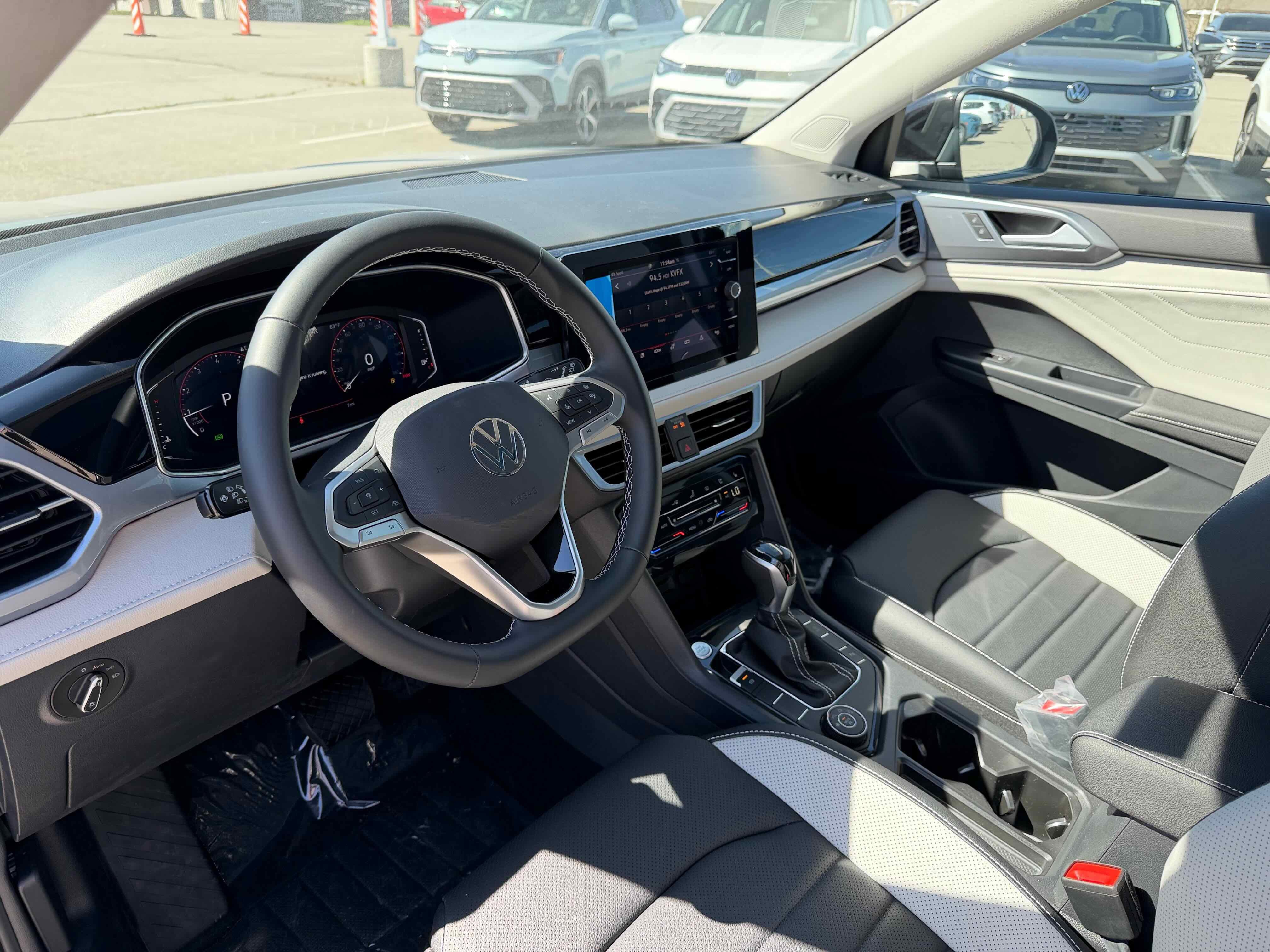 2026 Volkswagen Taos SEL