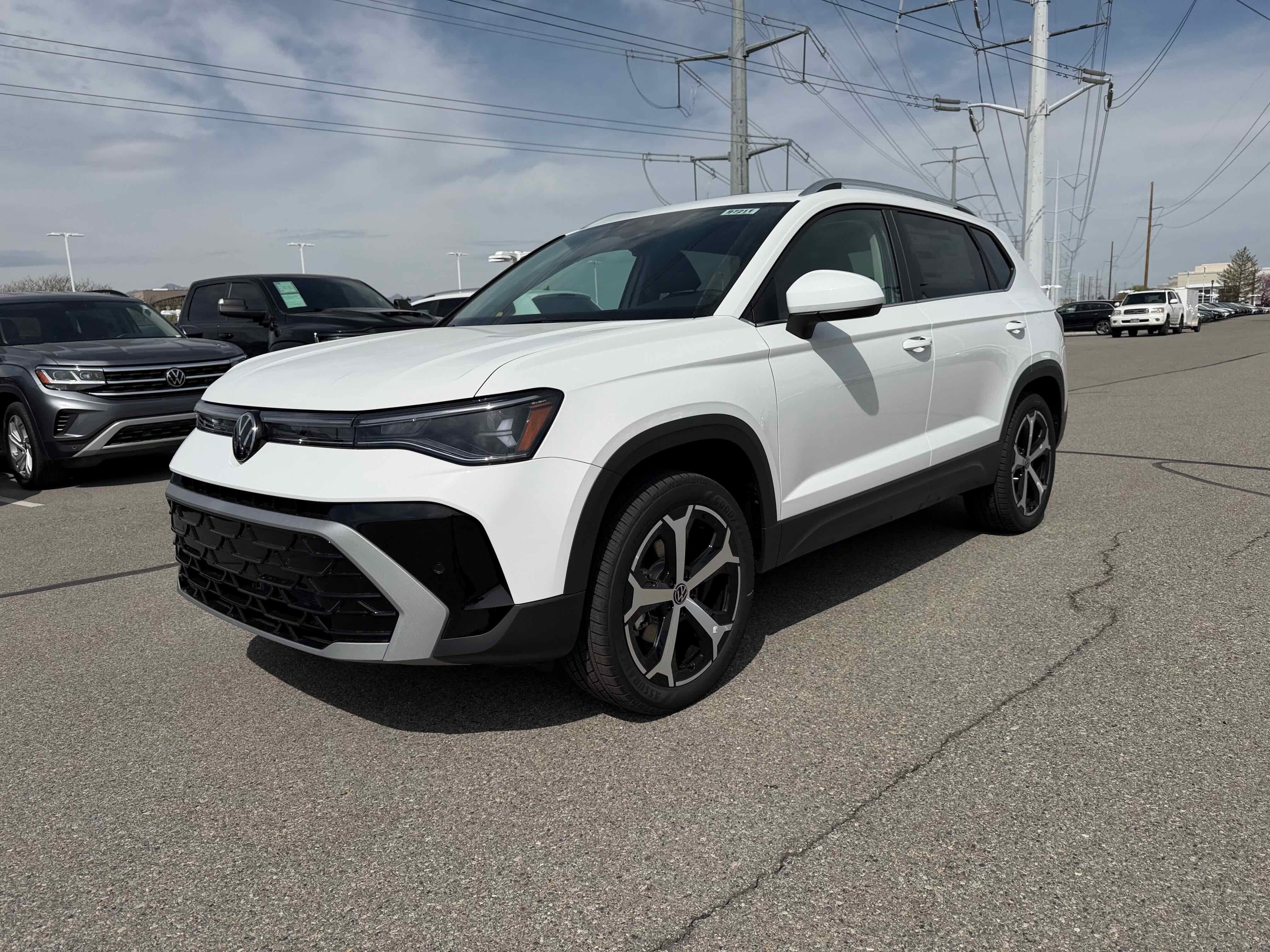 2026 Volkswagen Taos SEL