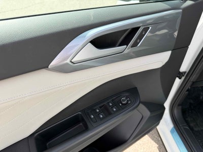 2026 Volkswagen Taos SEL