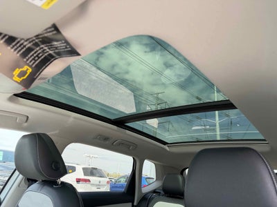 2026 Volkswagen Taos SEL