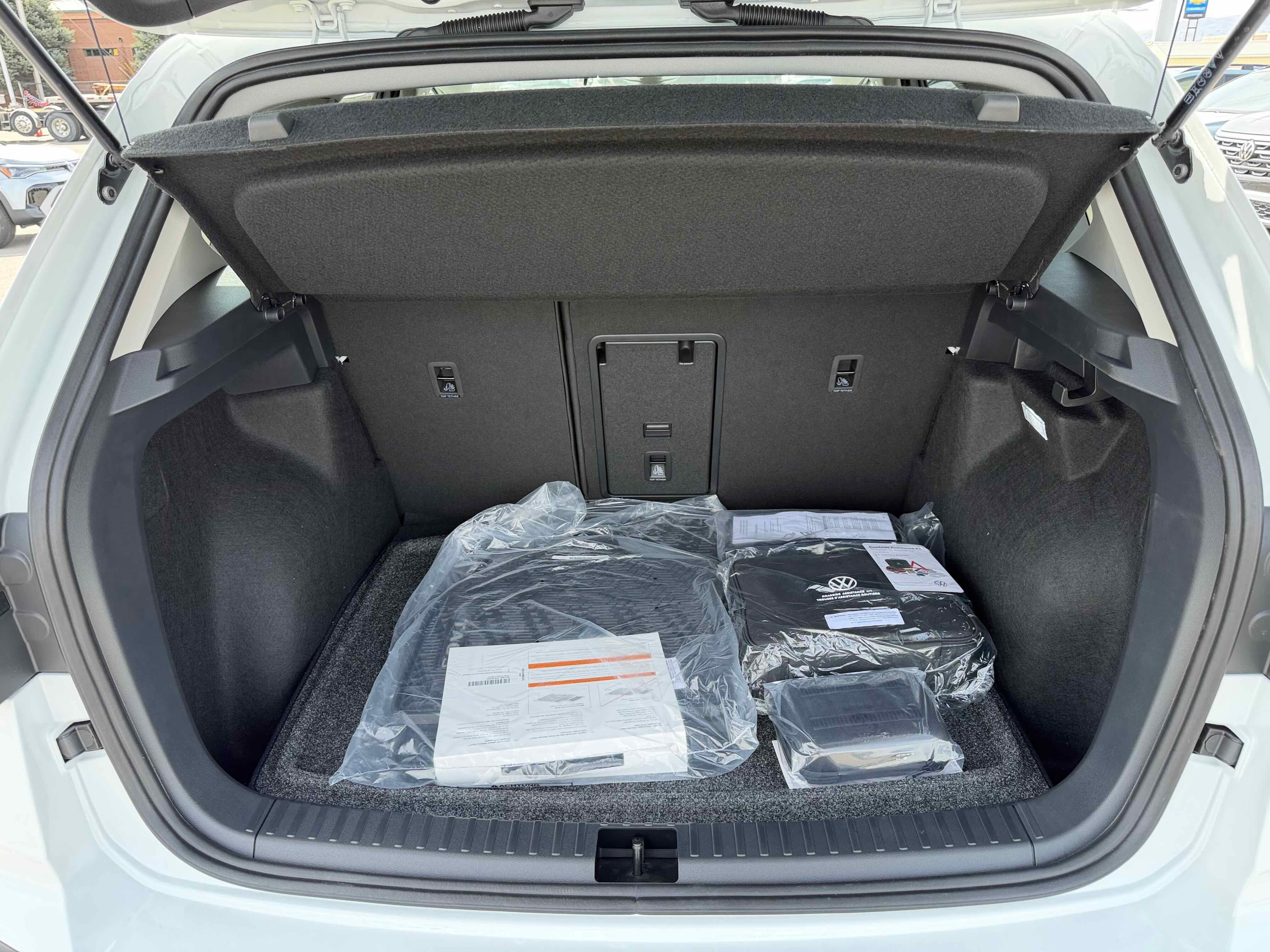 2026 Volkswagen Taos SEL