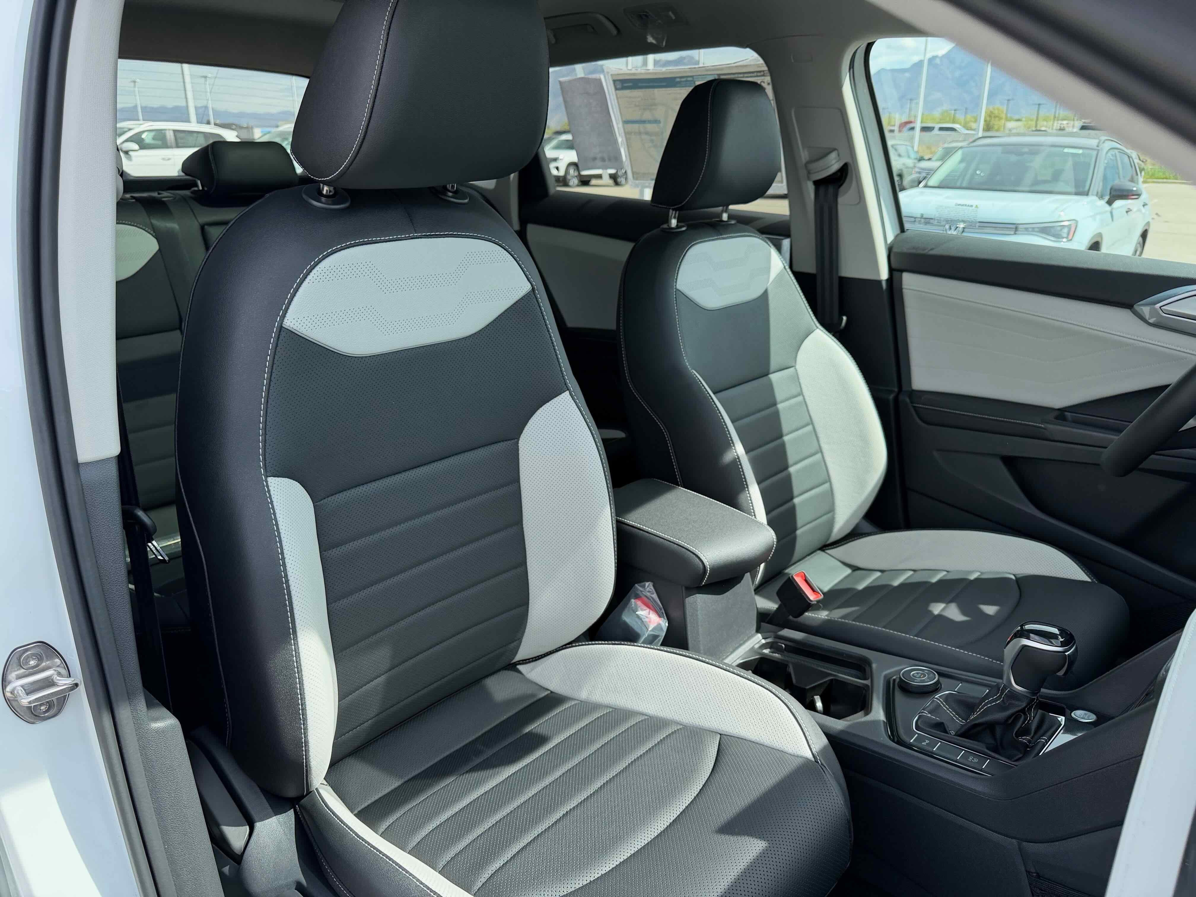 2026 Volkswagen Taos SEL